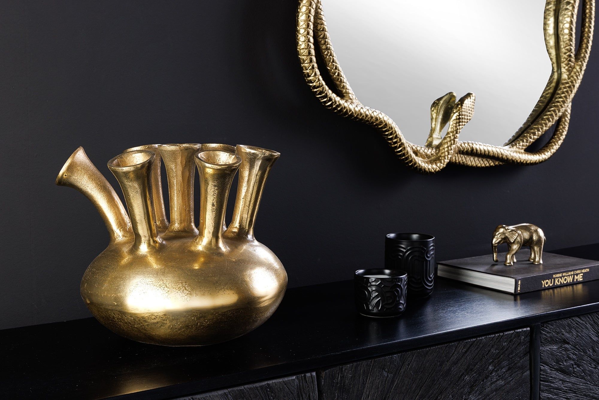 Handgemaakte KIYA Bloemenvaas – Luxe Gouden Design van 35 cm