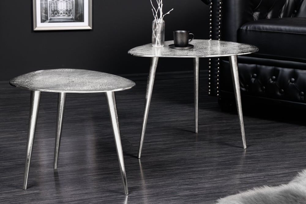 Handgemaakte salontafels ELEMENTS – 50 cm zilver metaal (set van 2) – Invicta Interior