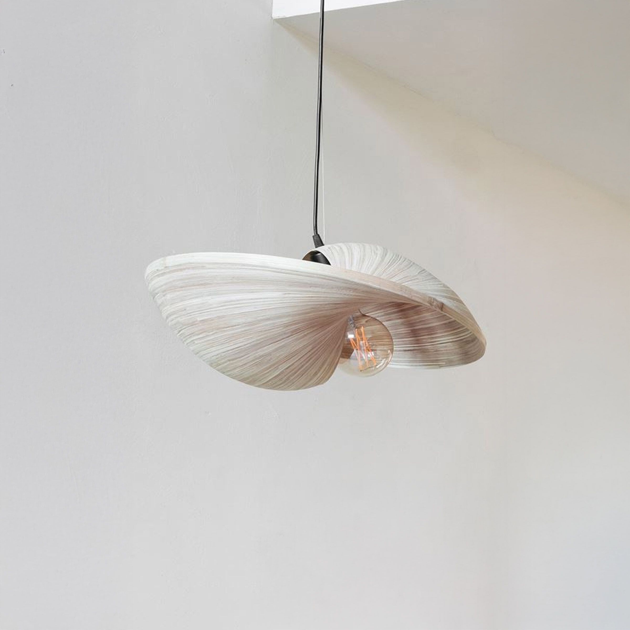Hanglamp Malakka van MUST Living – Natuurlijke Japandi‑stijl in bamboe