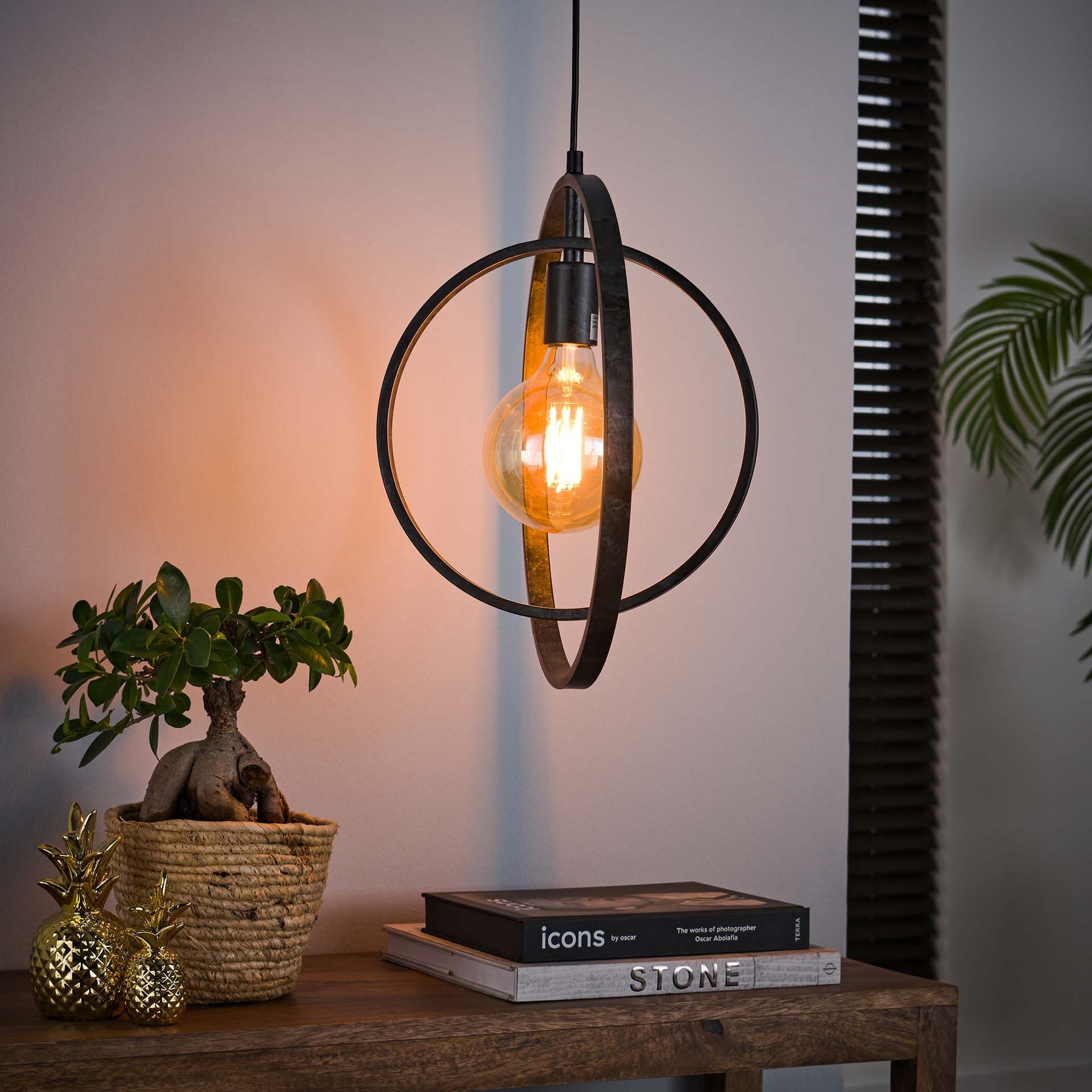 Hanglamp Tricia – Moderne zwarte hanglamp met verstelbare hoogte voor elke eet- of woonkamer