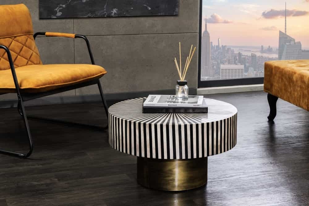 Harmony Nature ronde salontafel – kunstig zwart‑wit‑goud tussengereedschap