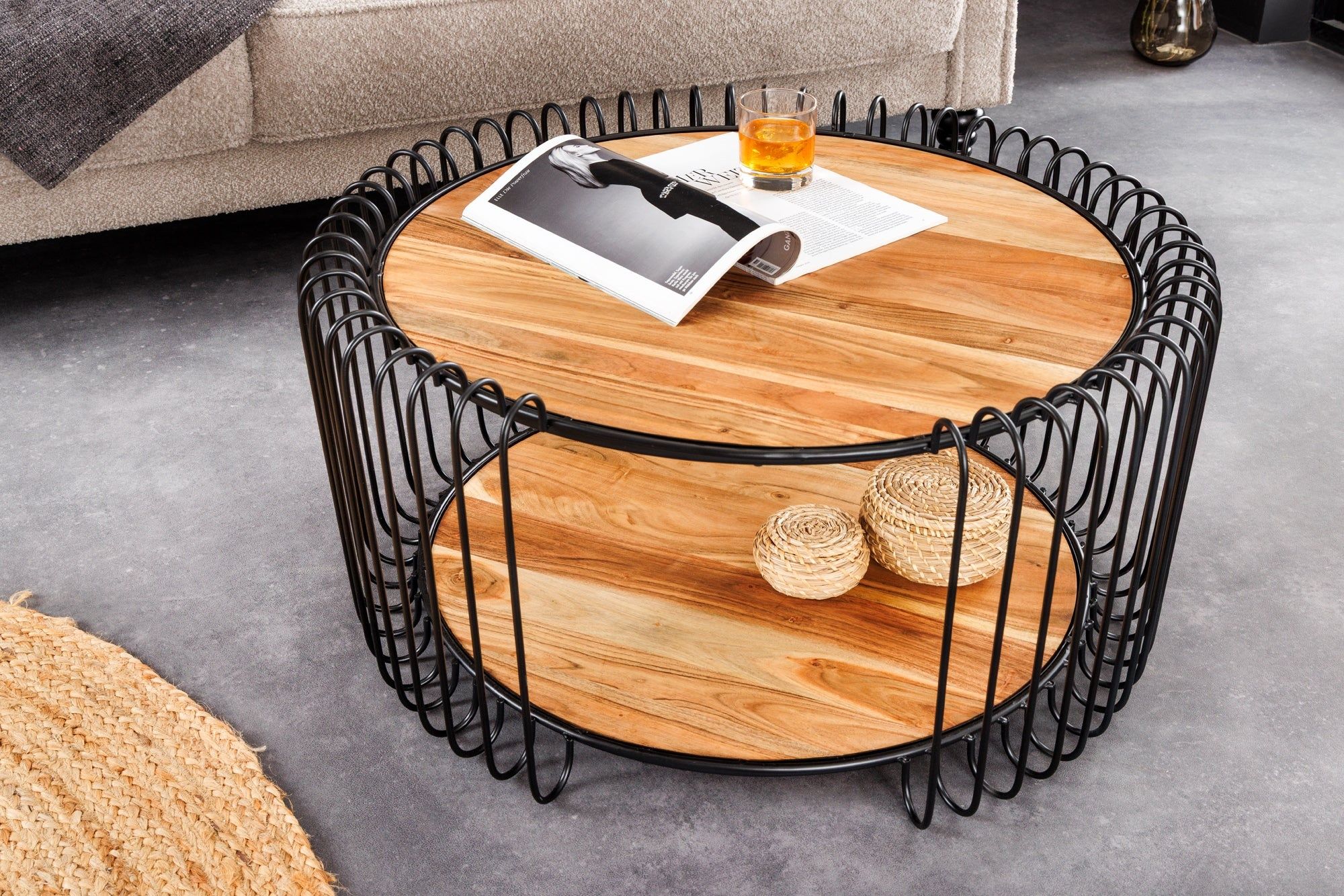 Industriële salontafel TRUE ELEMENTS – 70 cm massief acaciahout van Invicta Interior