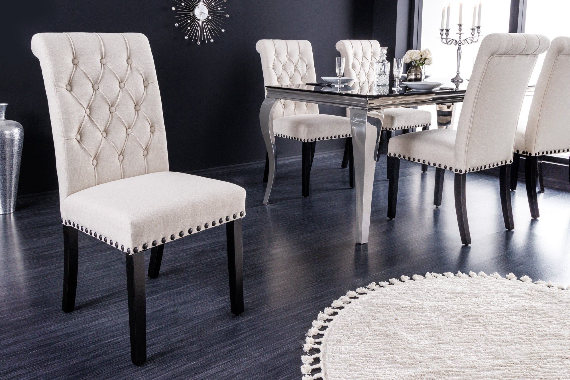 Invicta Interior Designstoel CASTLE – Beige/Zwart, Getextureerde Stof & Houten Poten