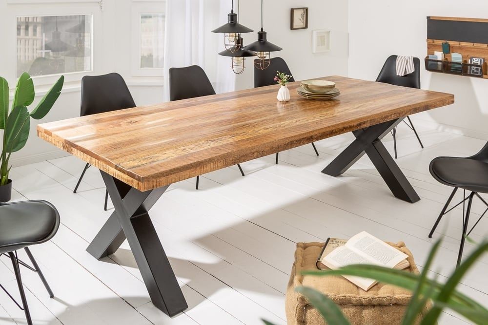 Iron Craft eettafel 200 cm – natuurlijke mango, robuust en stijlvol