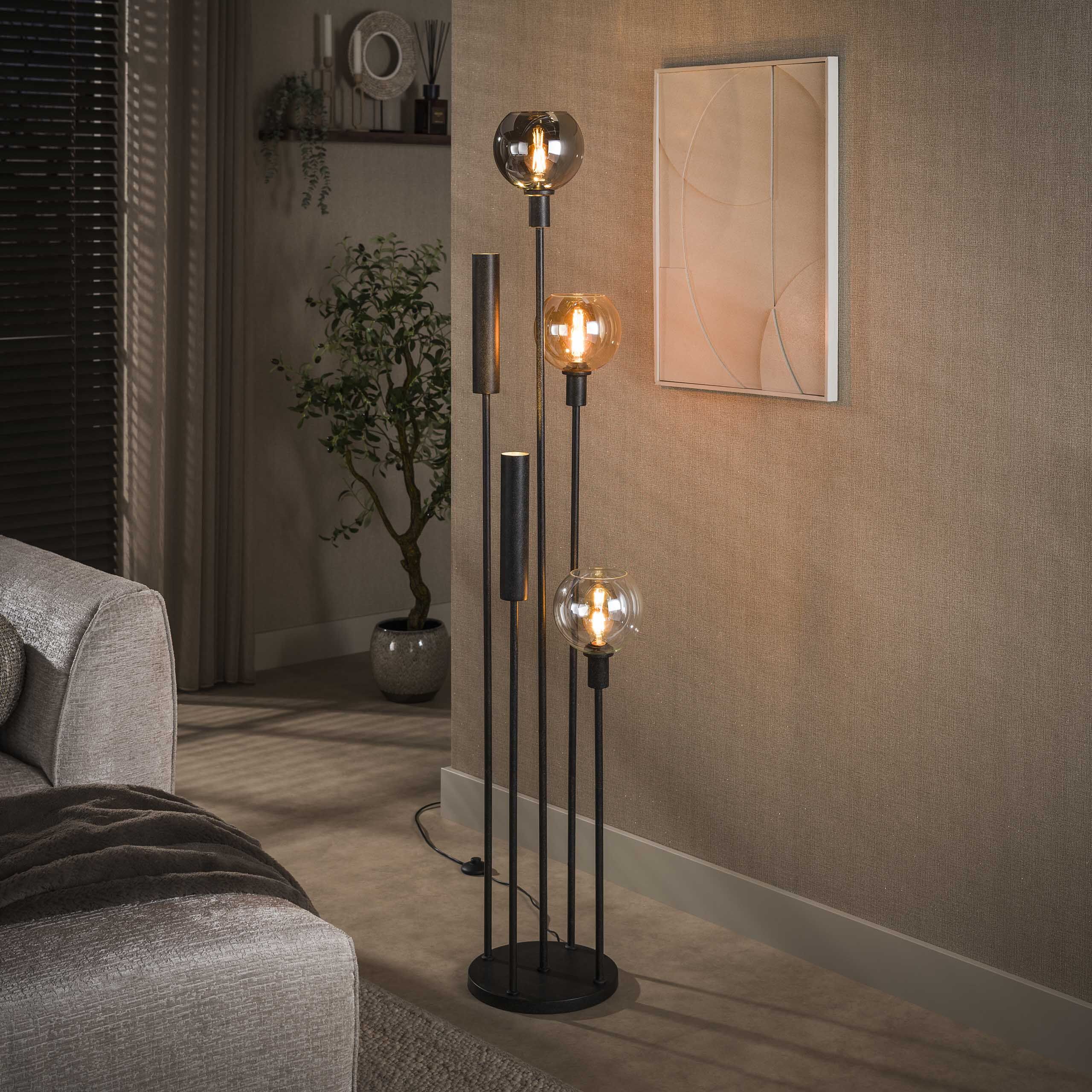 Janetta Vloerlamp – 5‑kleurige glazen kappen in Artic Black