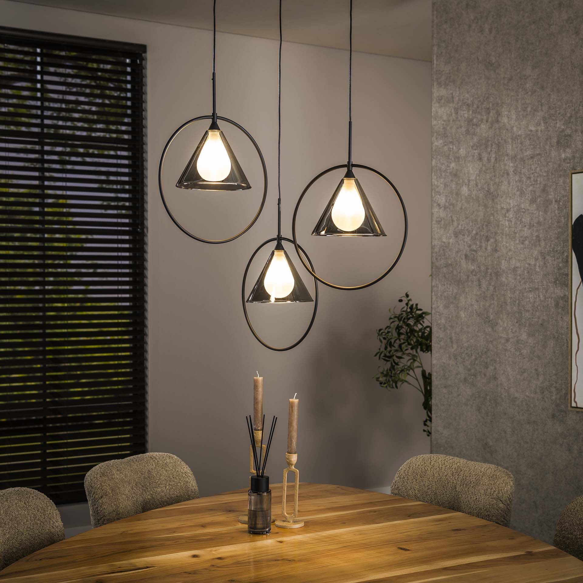 Jordie Smoke Hanglamp – Moderne Elegantie met Drie Dimbare G9‑lampen