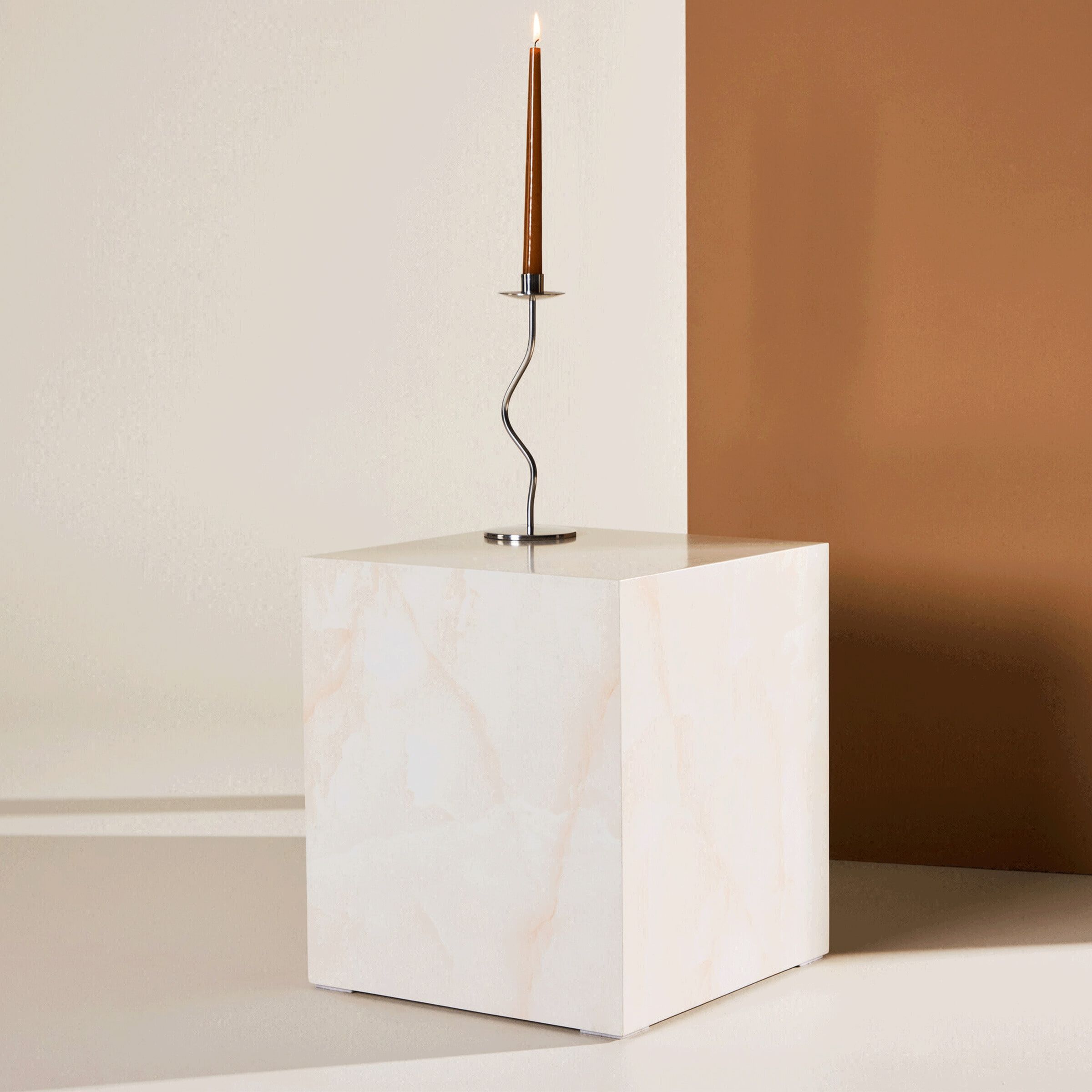 Katiana Marmerlook Salontafel – Elegante Compacte Tafel van Nohr
