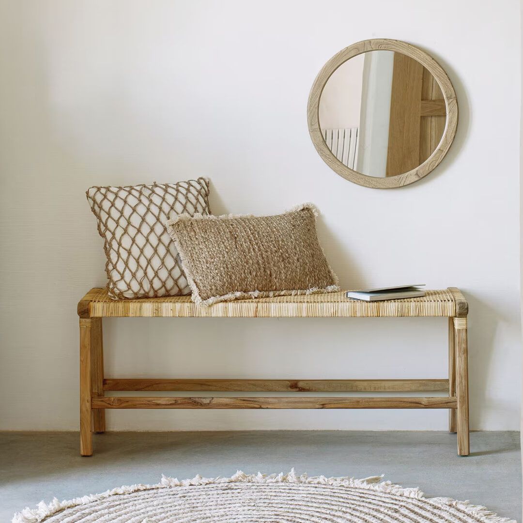 Kave Home Beida Bankje 120 cm – Duurzaam teak & handgevlochten rotan