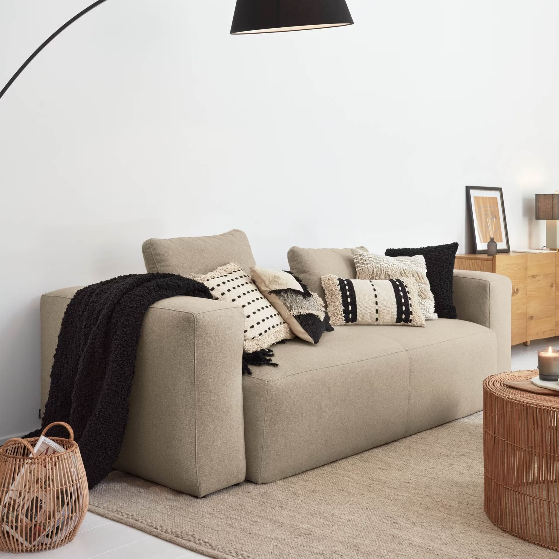 Kave Home Blok 3‑zitsbank 240 cm – Luxe comfort in zacht beige