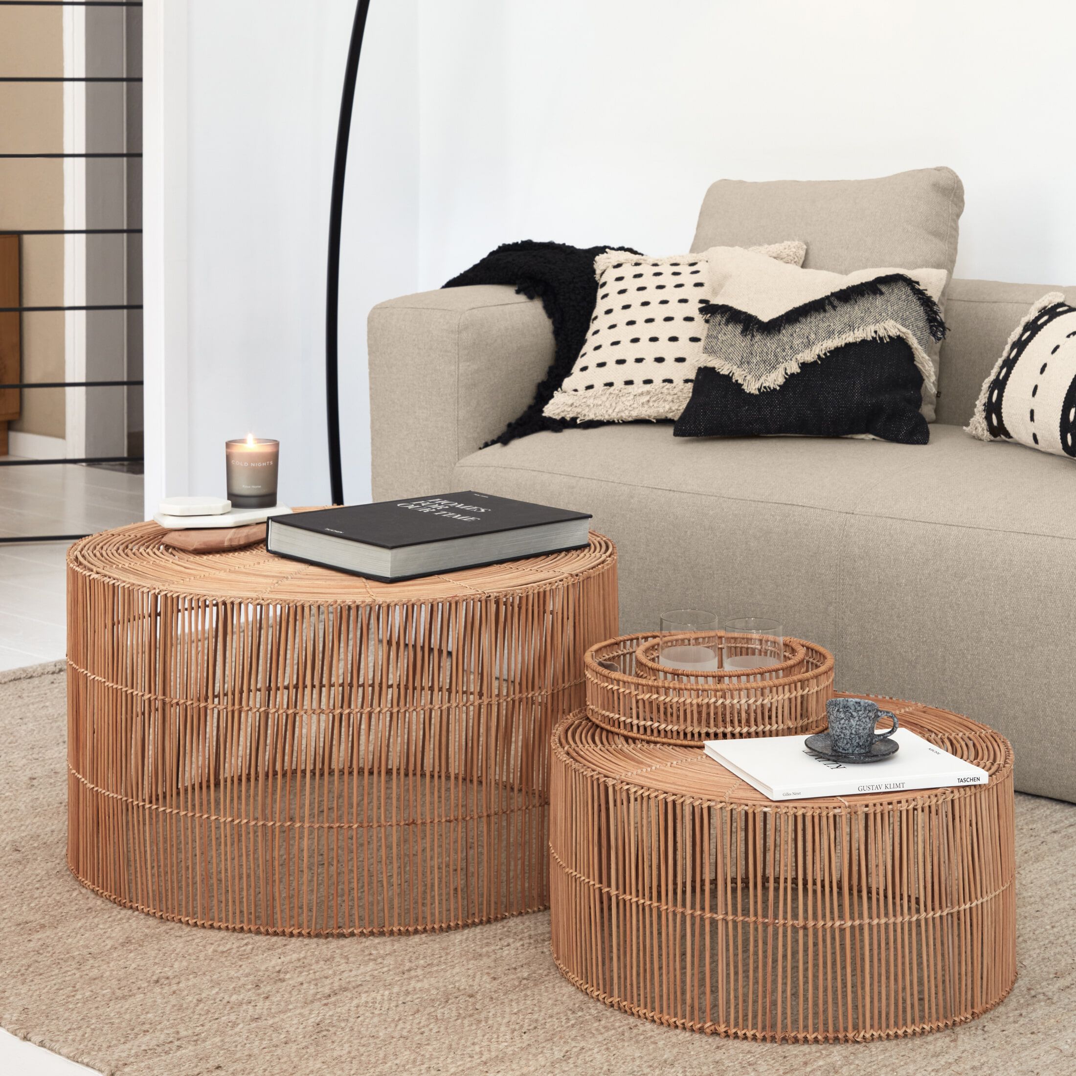 Kave Home Elmina ronde salontafelset – Handgeweven rotan (2 stuks)