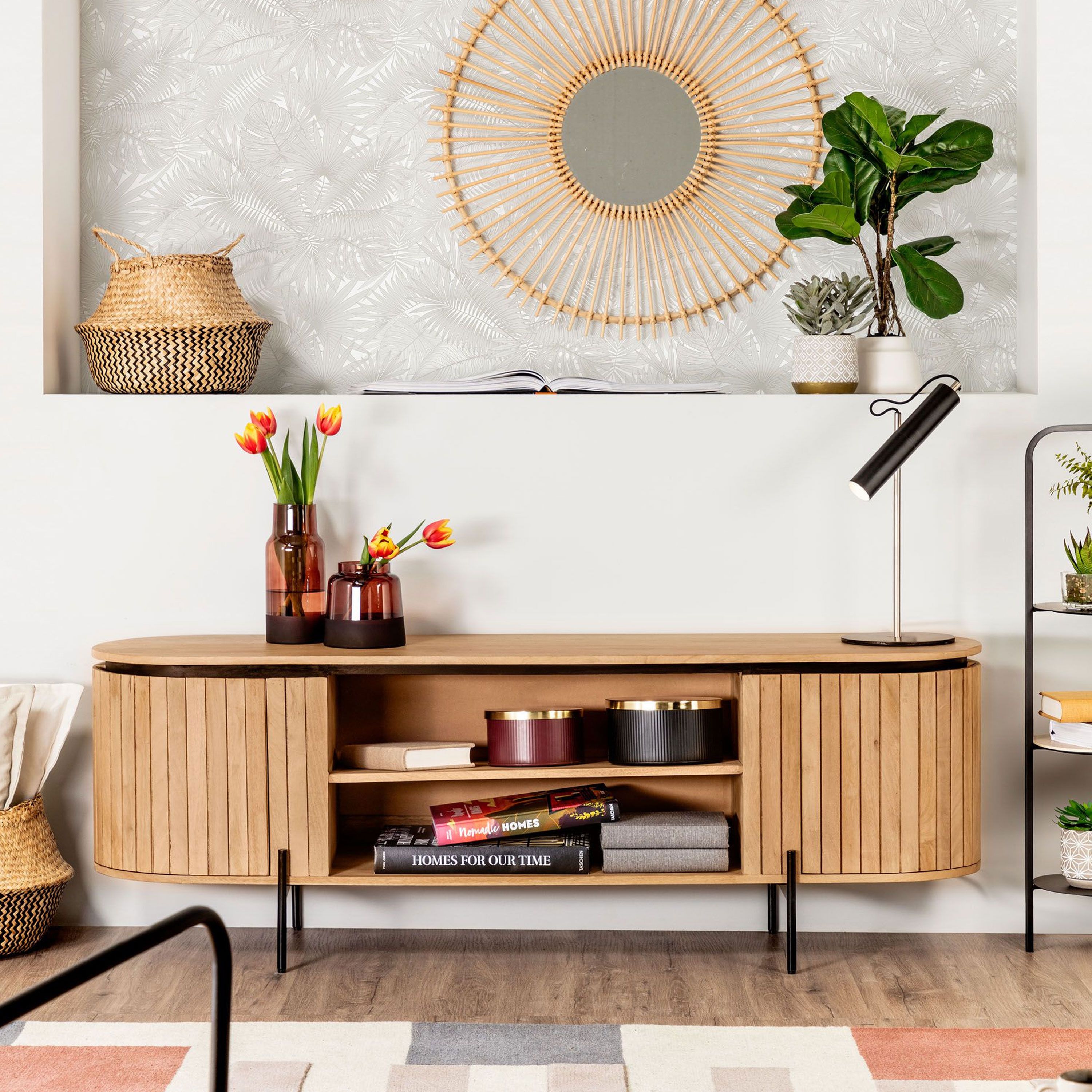Kave Home Licia TV-meubel van mangohout – 160 cm, natuurlijke uitstraling