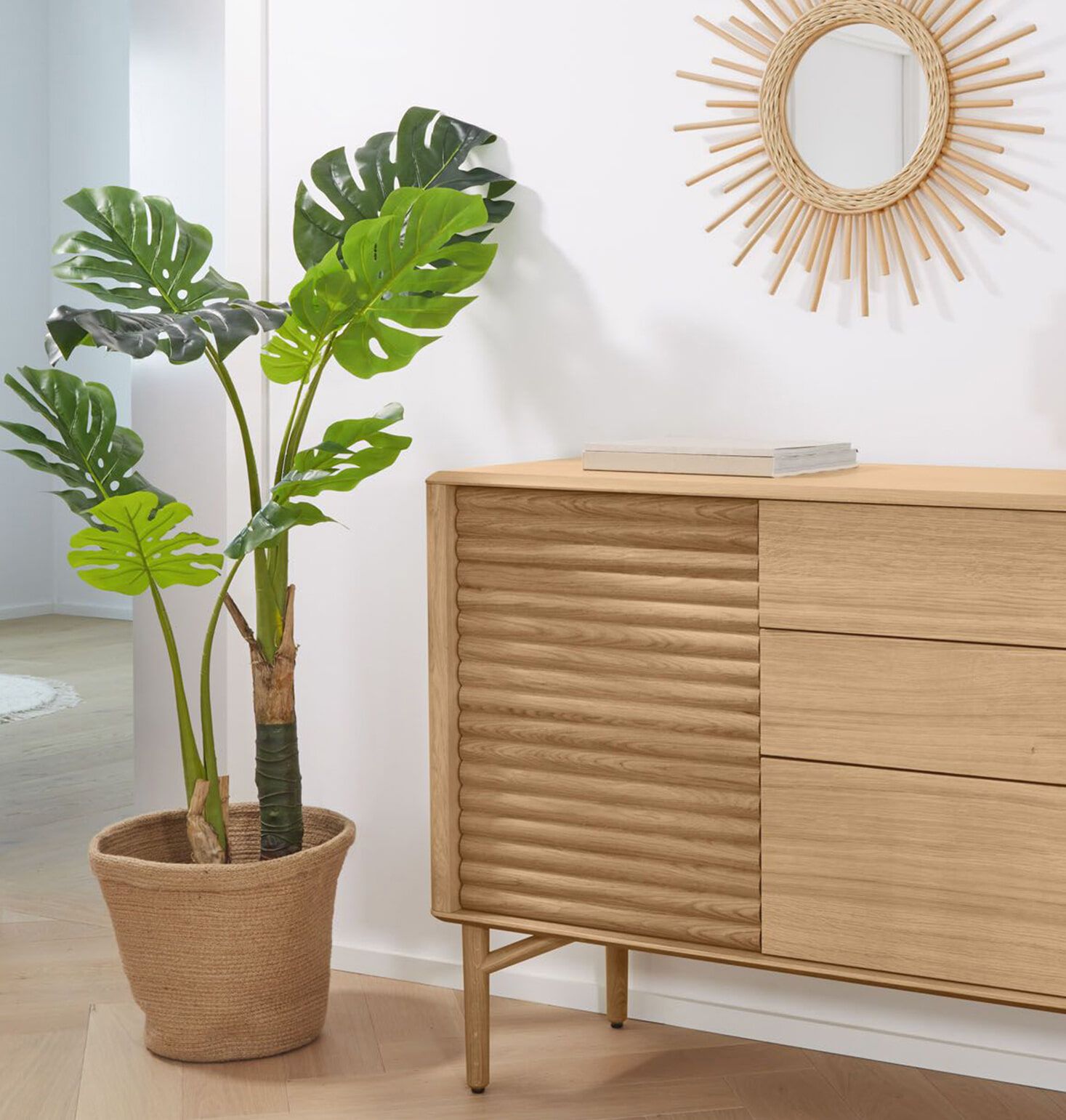 Kave Home Monstera kunstplant – 130 cm, zwart potje