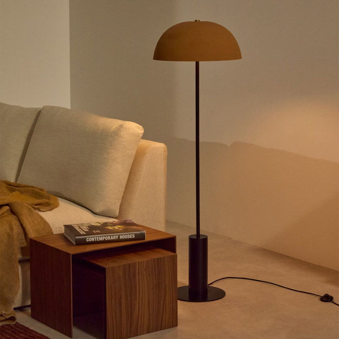Kave Home Nibla Vloerlamp – Terracotta Look, Elegante Verlichting voor een Warme Sfeer