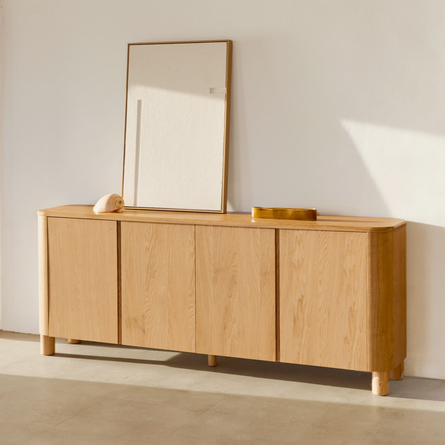 Kave Home Salaya Dressoir 200 cm – Warm essenhouten meubel met slimme opbergruimte
