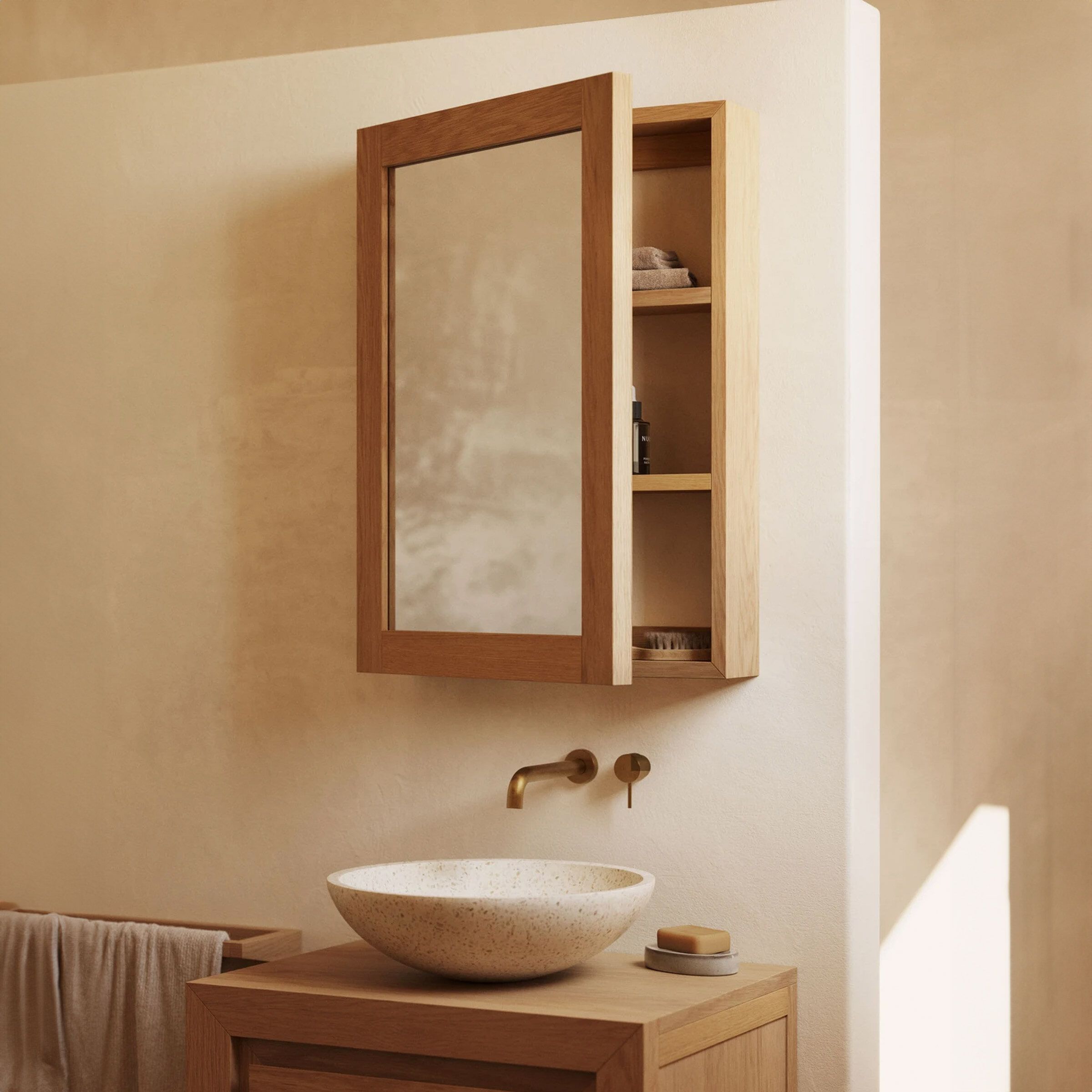 Kave Home Spiegelkast Kenta – Natuurlijke teakhouten spiegelkast 50×70 cm voor de badkamer
