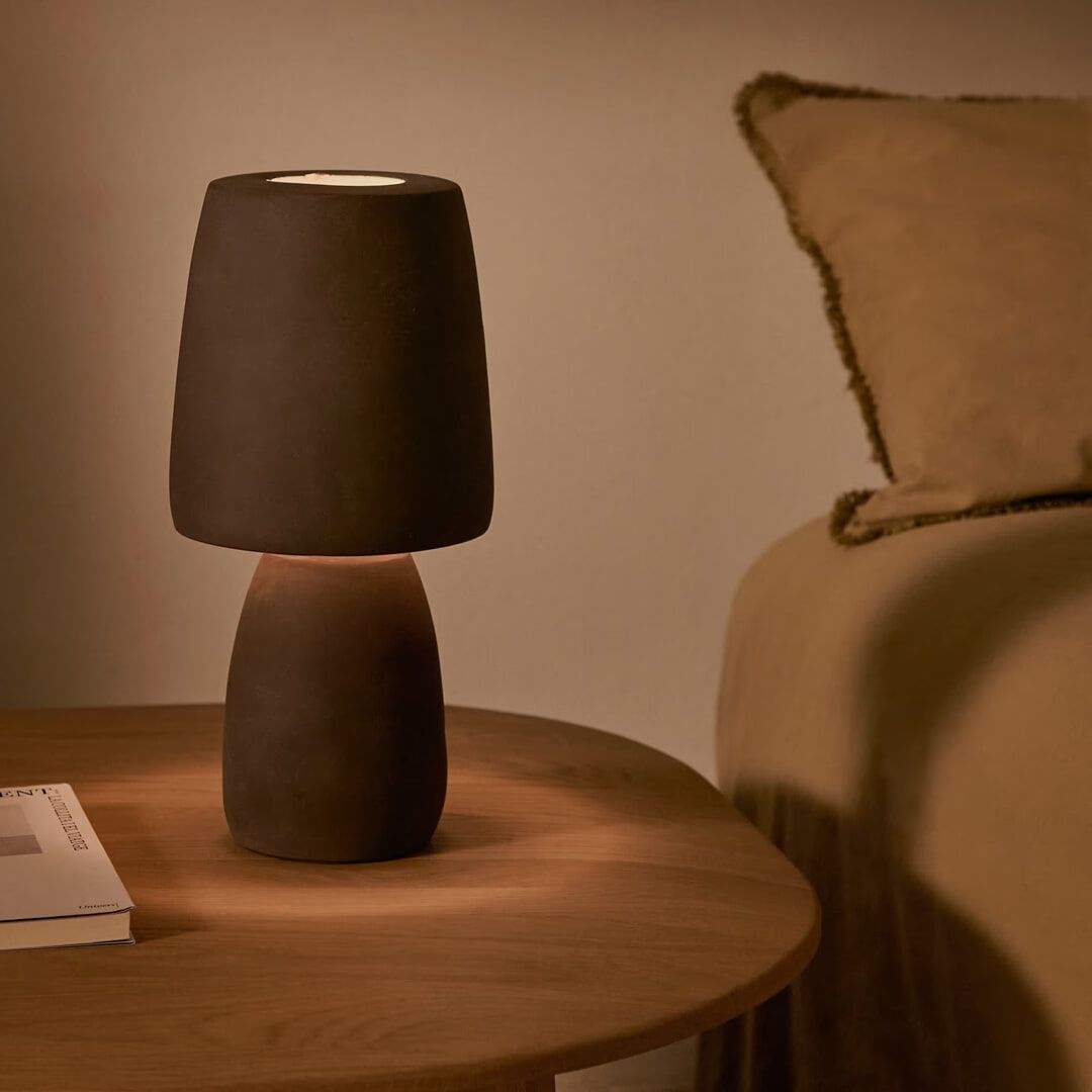 Kave Home Tafellamp Tandy Terracotta – Natuurlijke Warmte voor elke Kamer