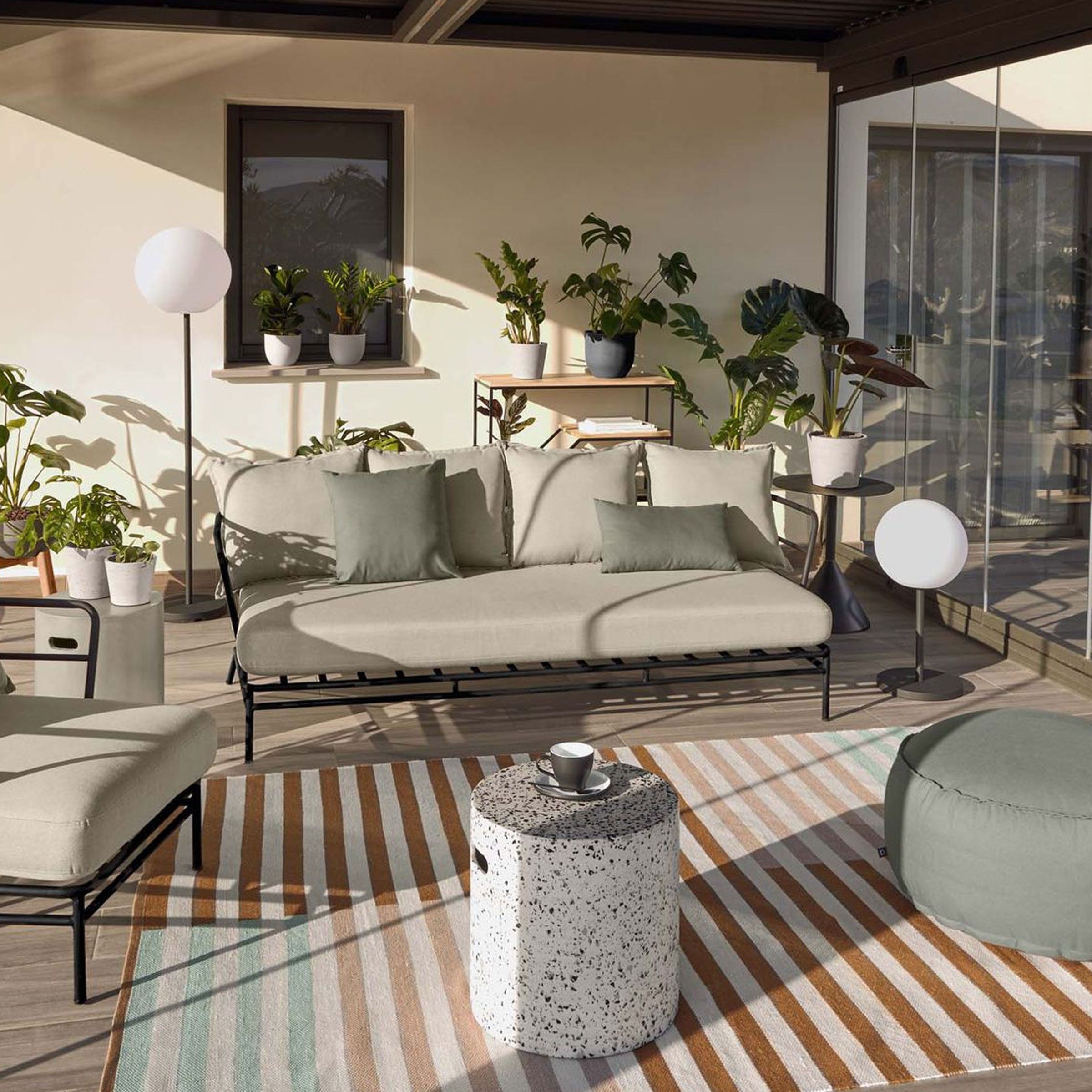 Kave Home Tuinbank Mareluz 197 cm – Modern comfort in grijs
