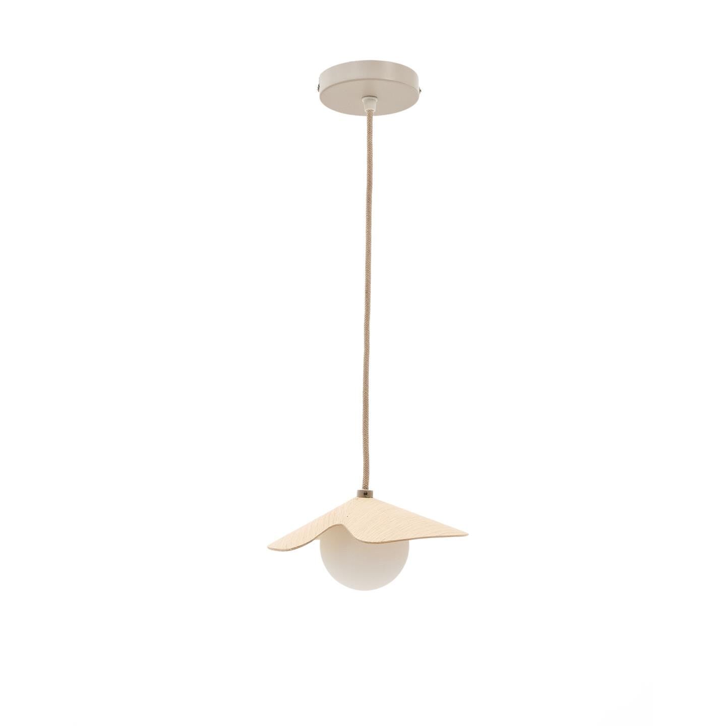 Kave Home Wilara Hanglamp – Natuurlijke eikenfineer met gerookte glazen bol