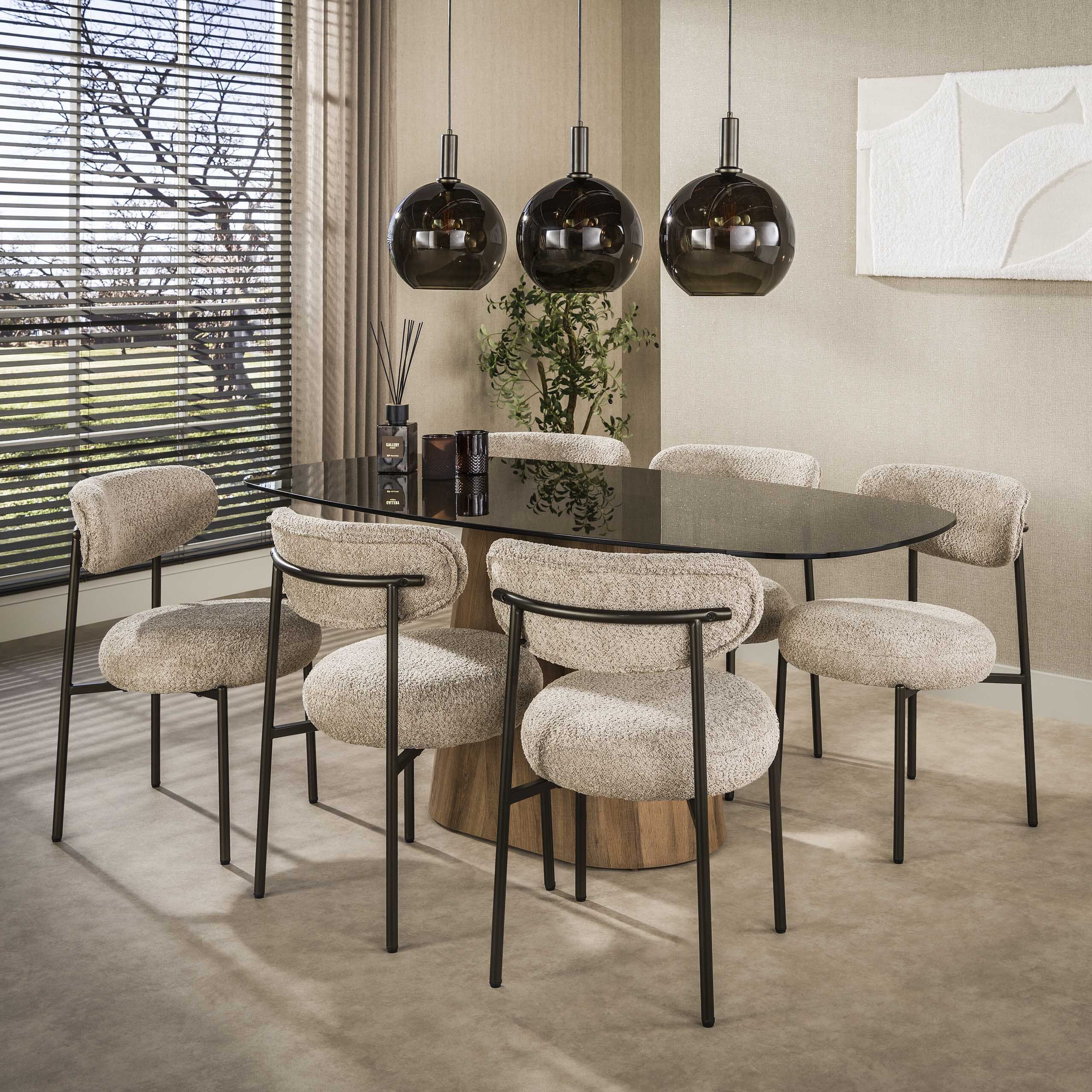 Kely Ovale Eettafel van LifestyleFurn – Bronsglas, 215 cm × 105 cm