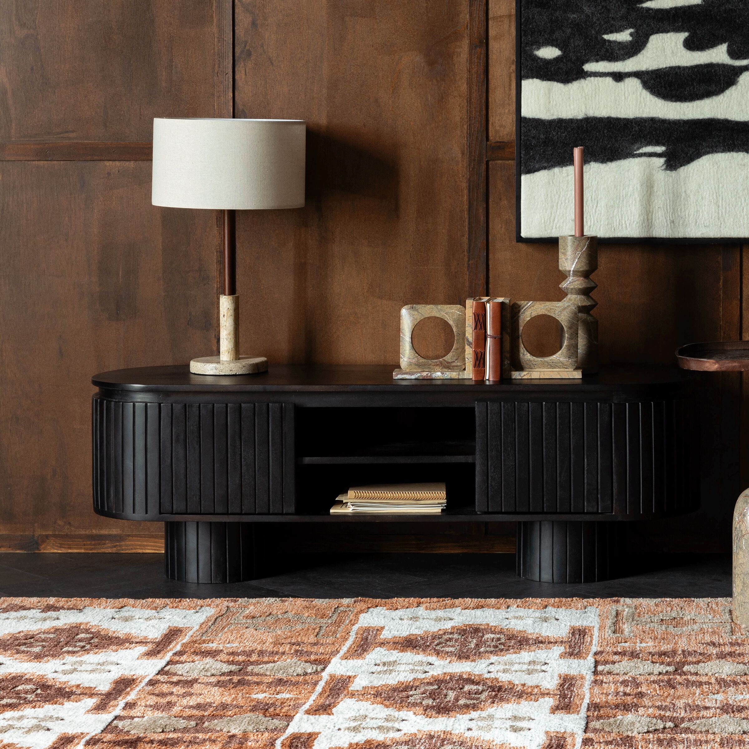Kenji TV‑meubel van Dutchbone – Elegante ovalen kast in warm mangohout