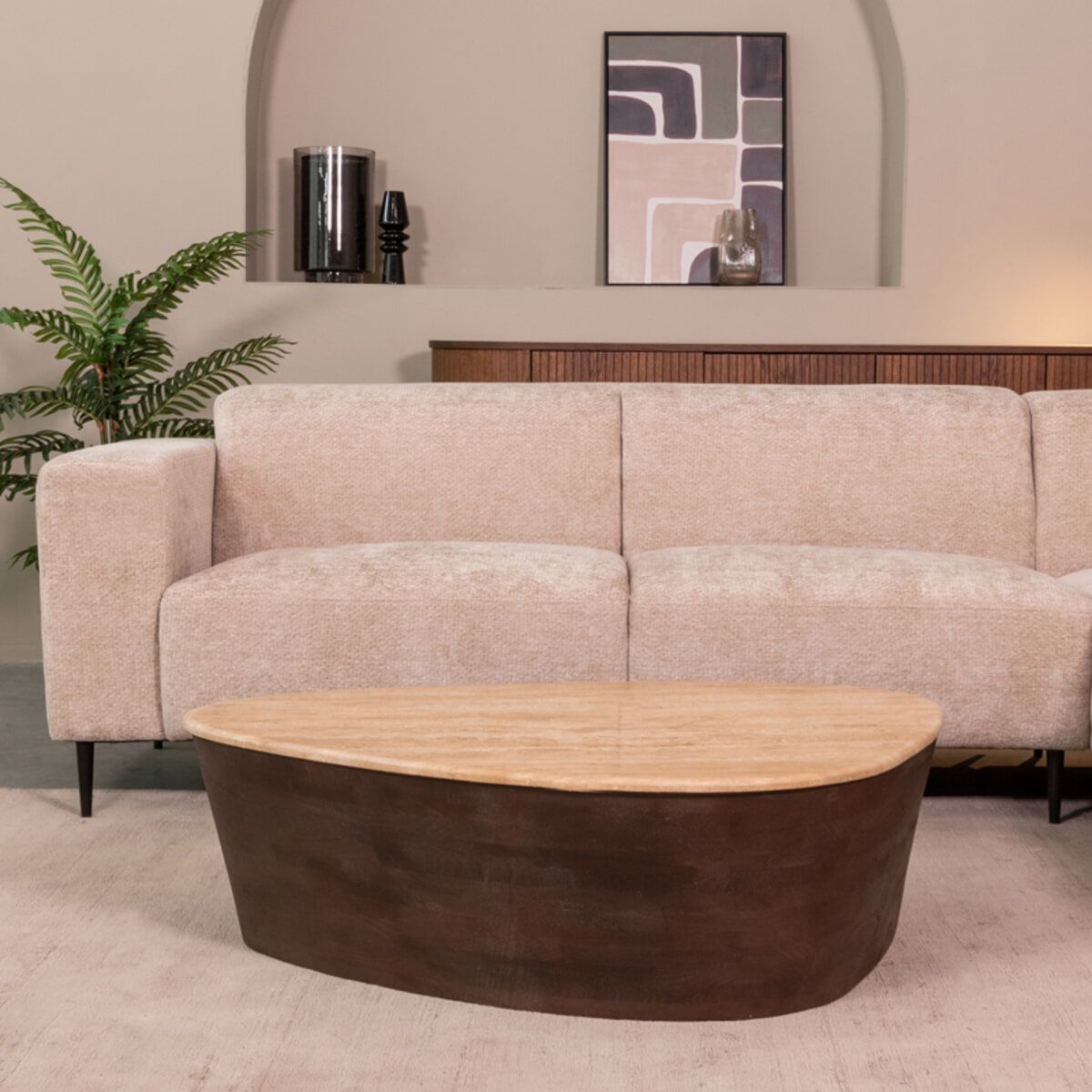 LABEL51 Organische Salontafel Ravi – Espresso Mangohout & Travertin, 110 × 80 cm