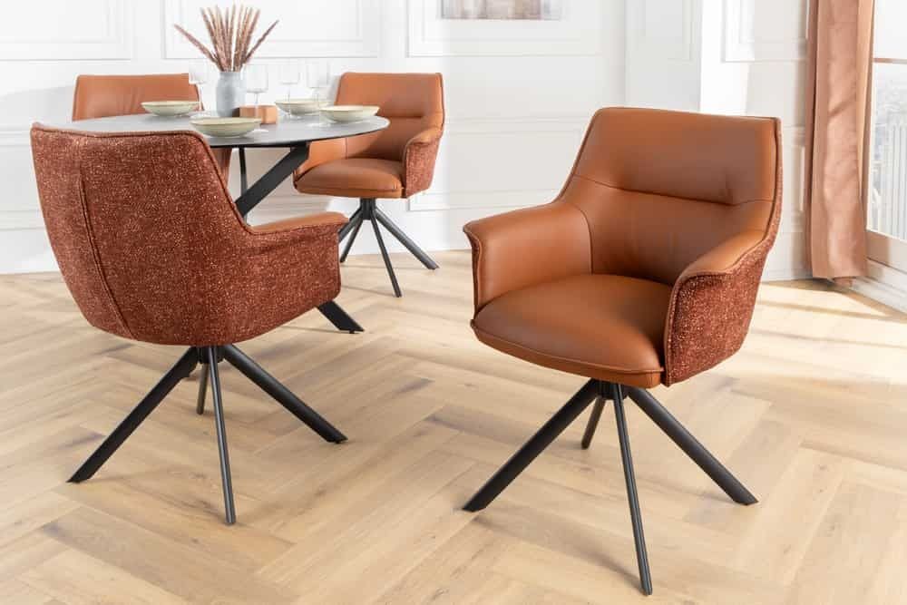 LE GRAND bureaustoel – luxe cognac leer gecombineerd met een strak zwart metalen frame