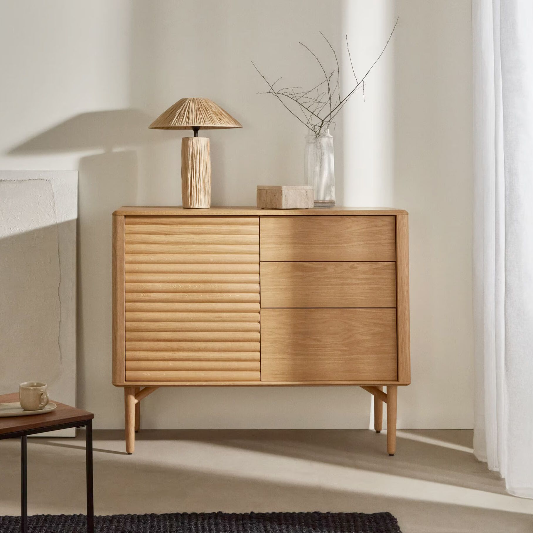 Lenon dressoir van Kave Home – massief eiken, 105 cm, Scandinavisch design