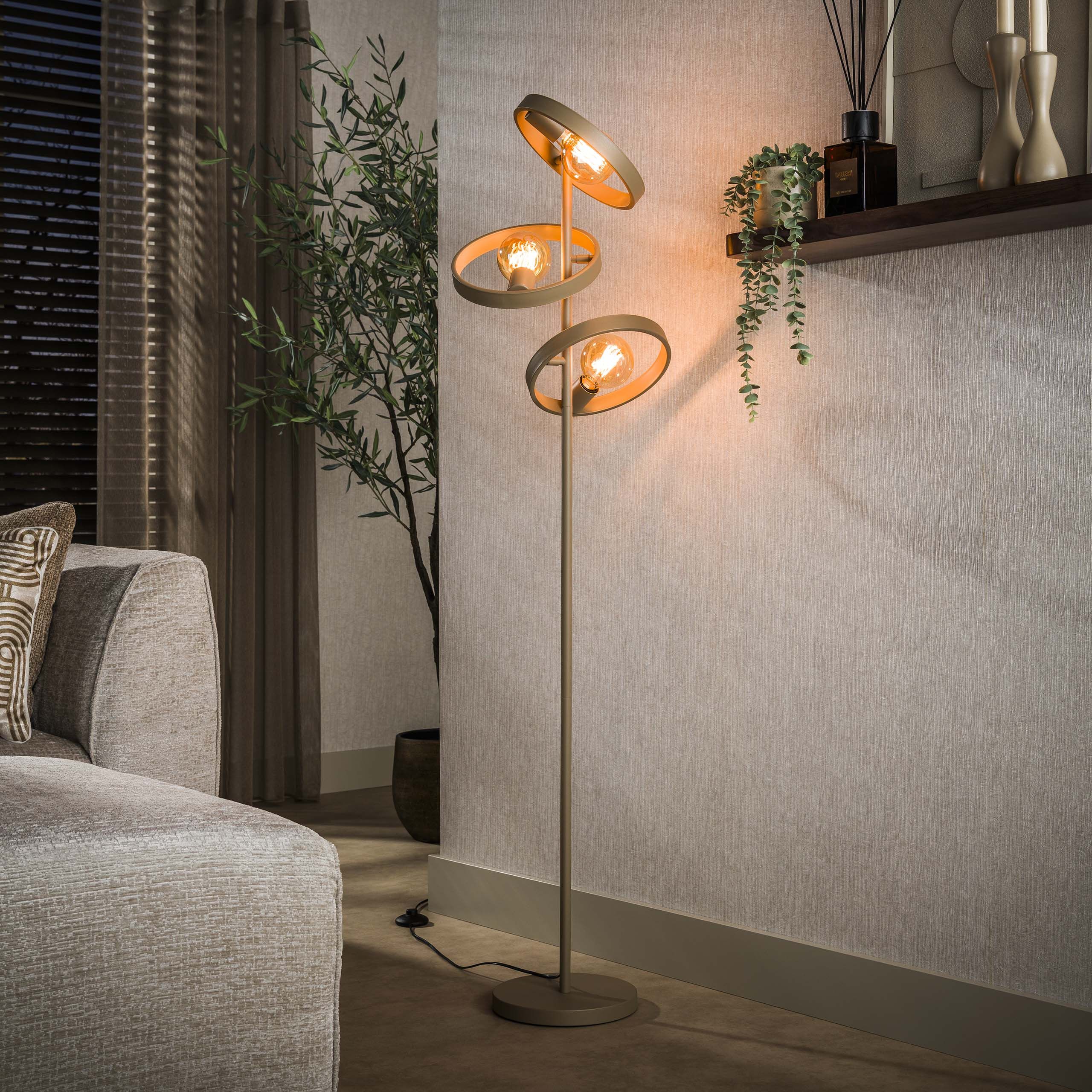 LifestyleFurn Homer 3‑lamps vloerlamp – stijlvol beige design voor elke woonruimte