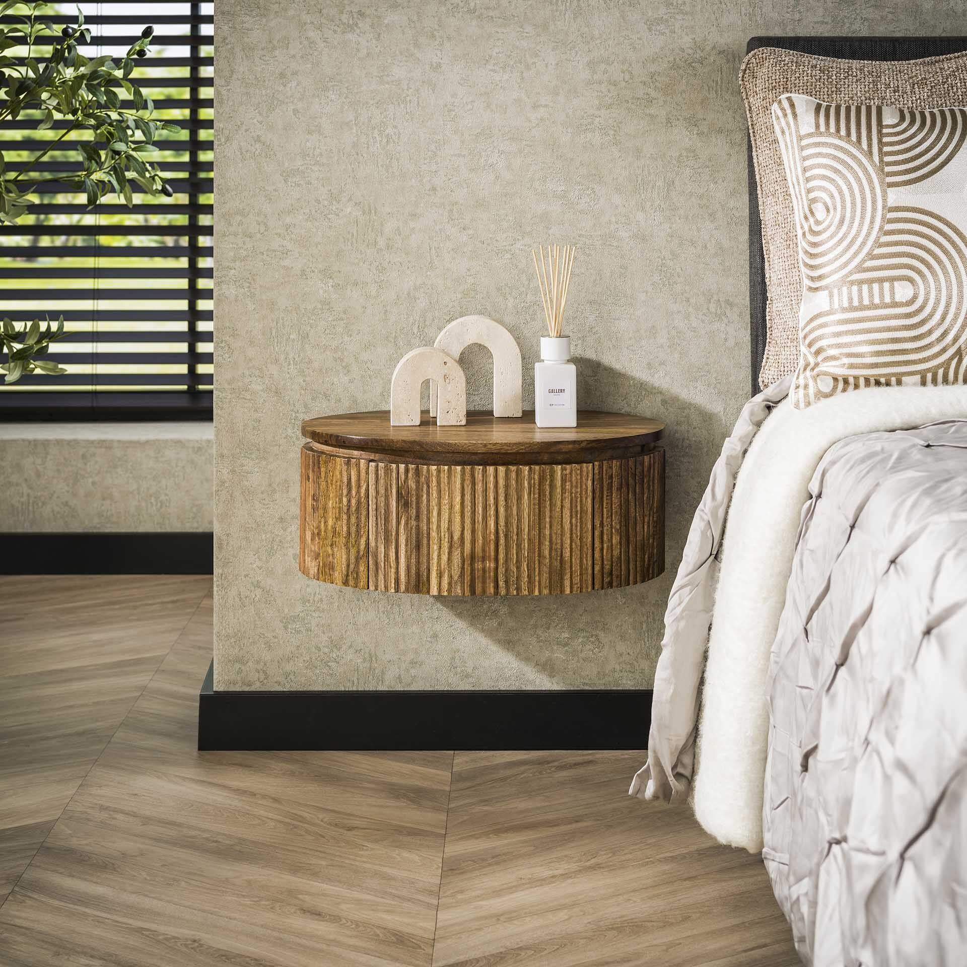 LifestyleFurn Sharmila – Zwevend Rond Nachtkastje van Massief Mangohout