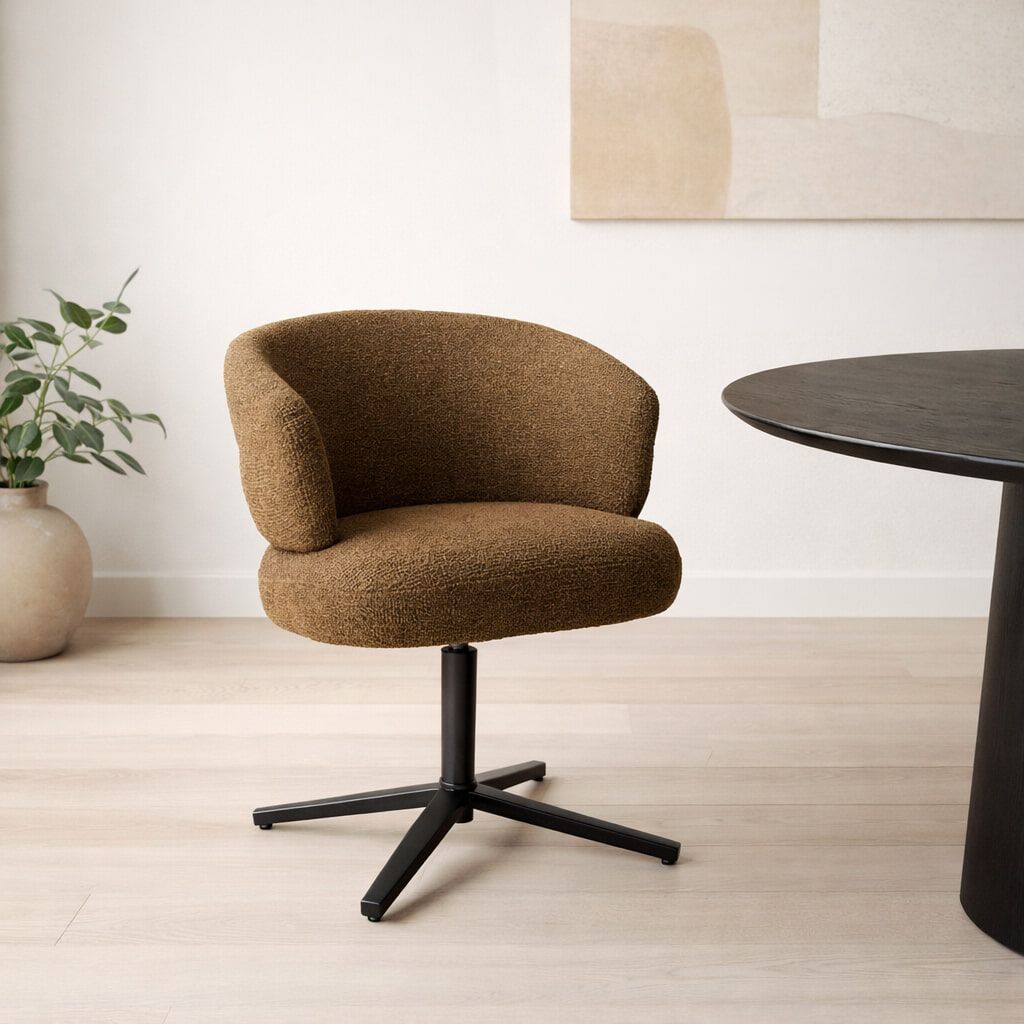 Livingfurn Blake: Draaibare eetkamerstoel in warme caramel
