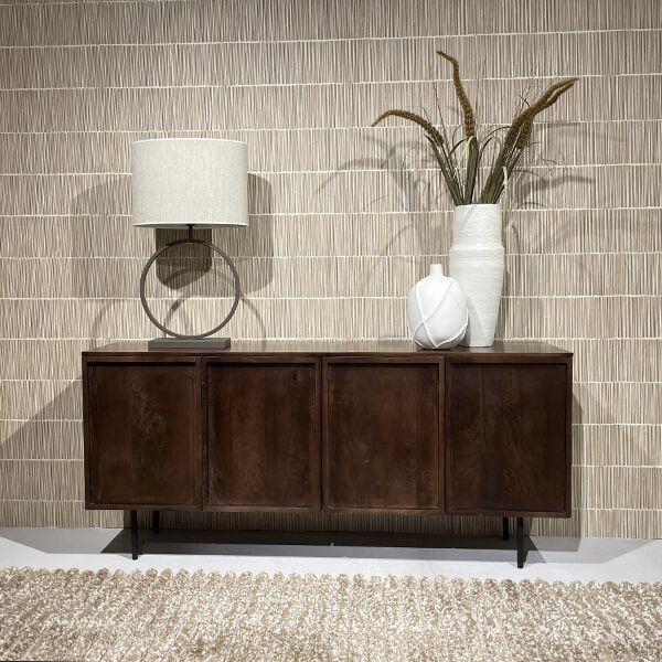 Livingfurn Elan Dressoir 180 cm – Warm mangohout & zwartstalen onderstel