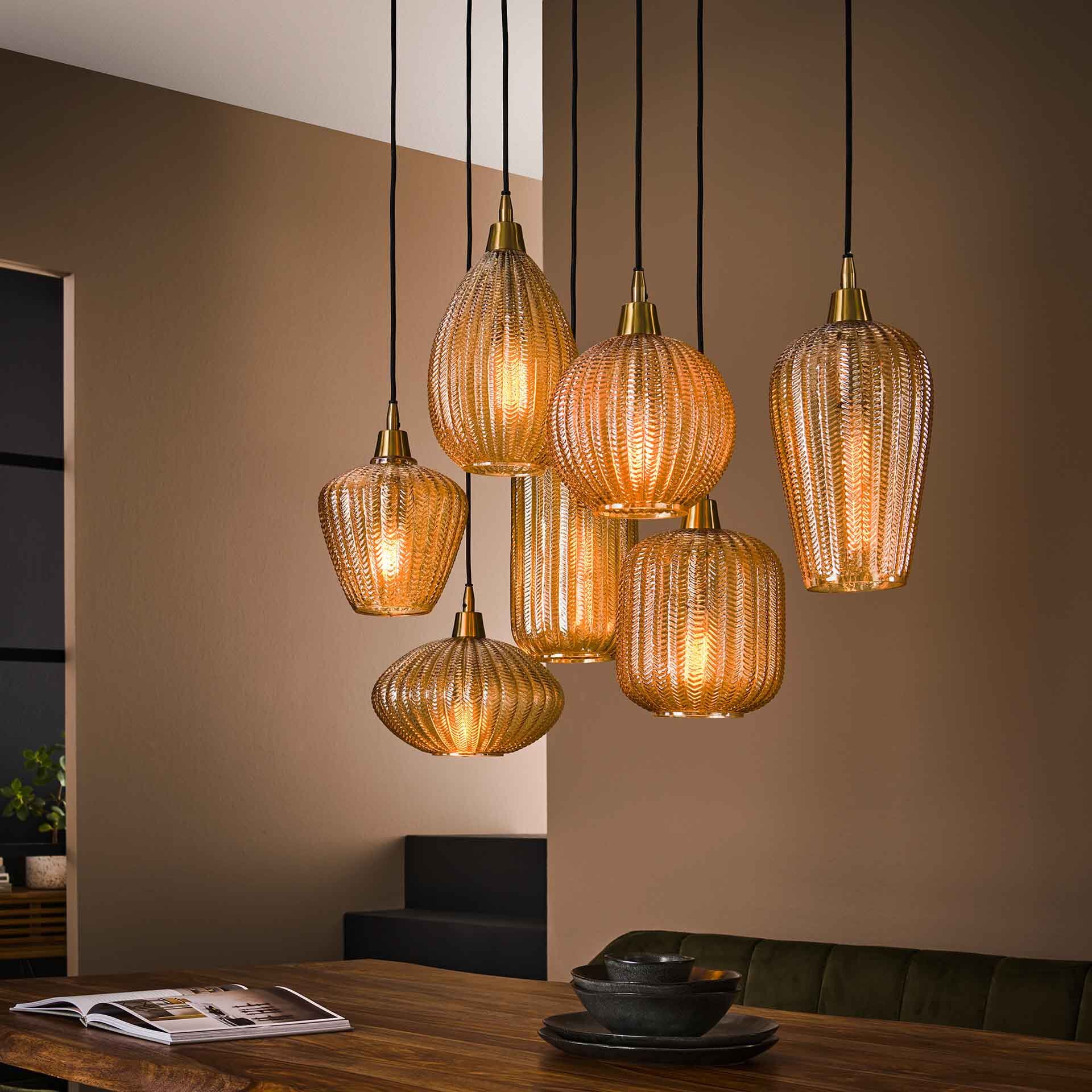 Malori 7‑lampen Hanglamp – Warm Amberglas met Verstelbare Kapjes