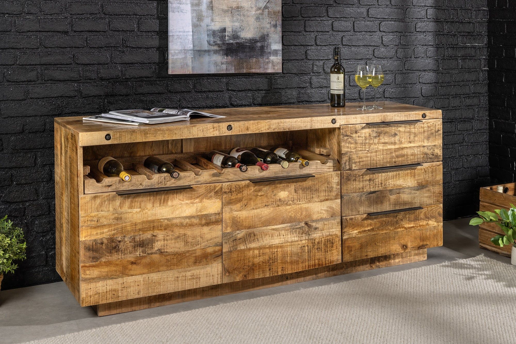 Massief Dressoir IRON CRAFT 175 cm – Natuurlijk Mangohout met Lade‑ en Wijnopslag – Invicta Interior