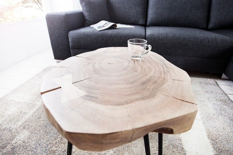 Massief houten bijzettafel GOA – 40 cm acaciaboomstam met strakke haarspeldpoten