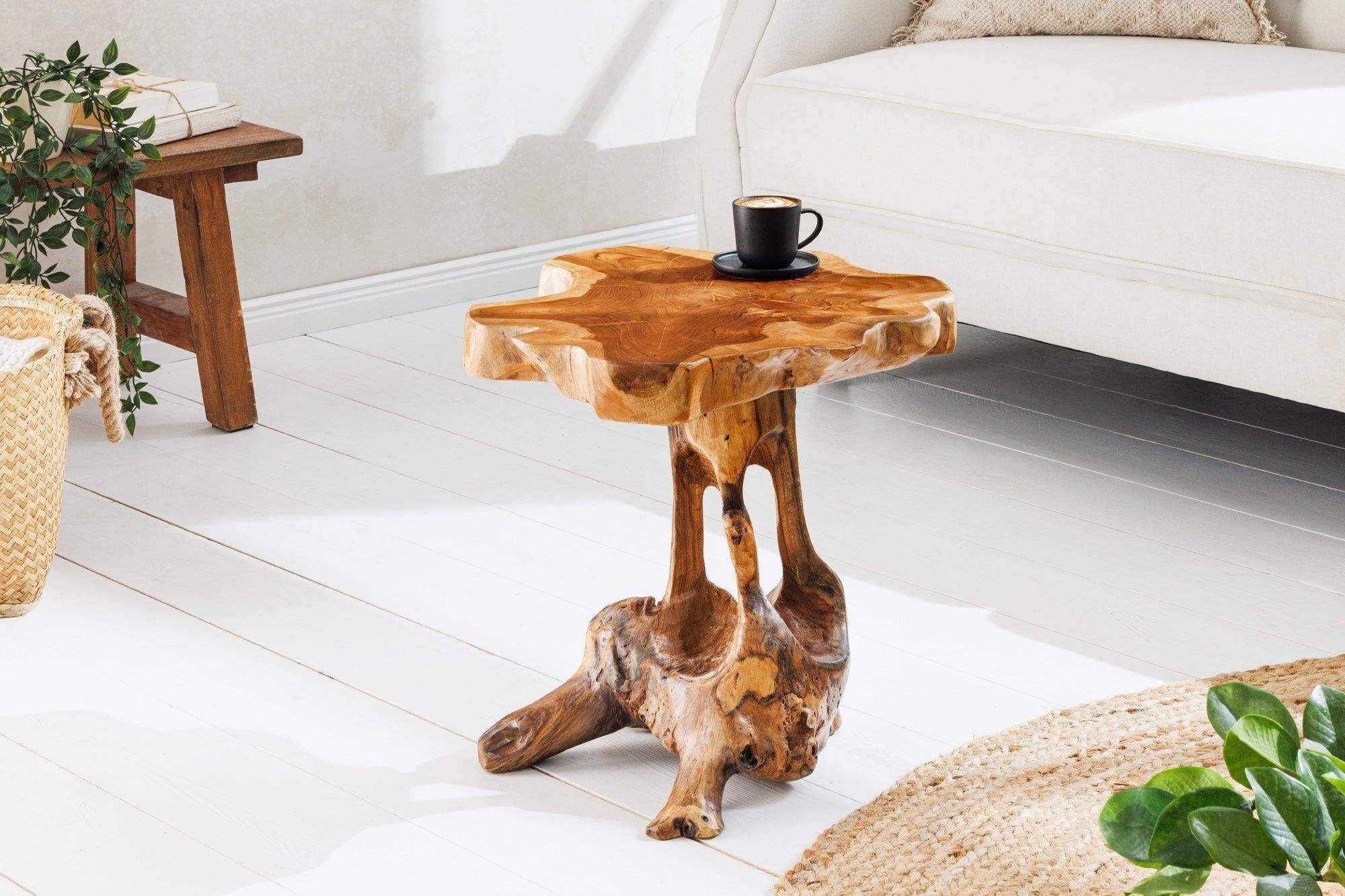 Massief Houten Bijzettafel ROOT – Natuurlijke Teakhouten Paaldesign van Invicta Interior