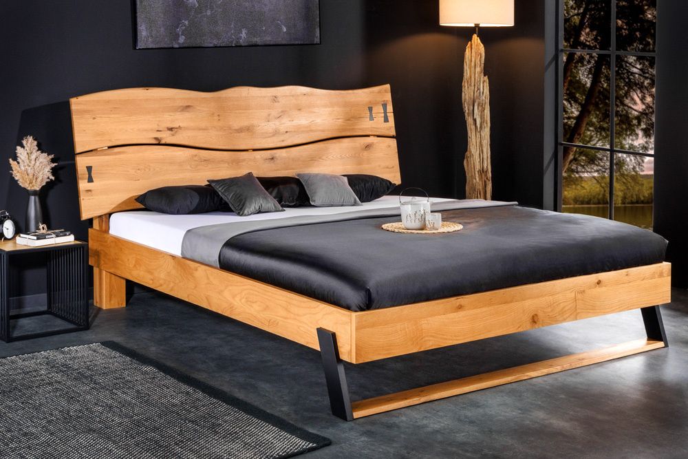 Massief houten tweepersoonsbed Amazonas – Natuurlijke wilde eik, 180 × 200 cm