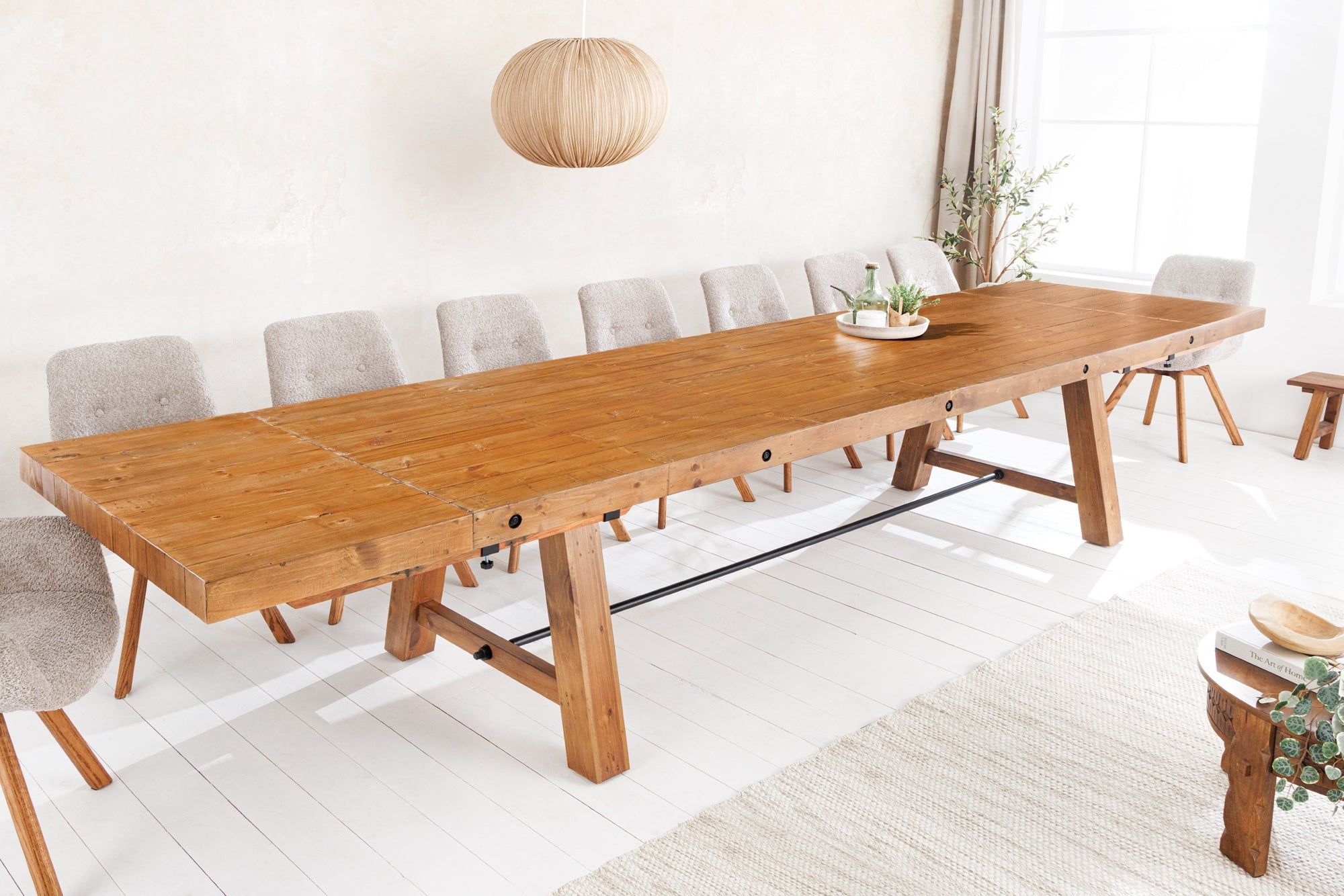 Massieve eettafel FINCA – Vintage bruine uitschuifbare tafel van gerecycled grenenhout (300‑400 cm) | Invicta Interior