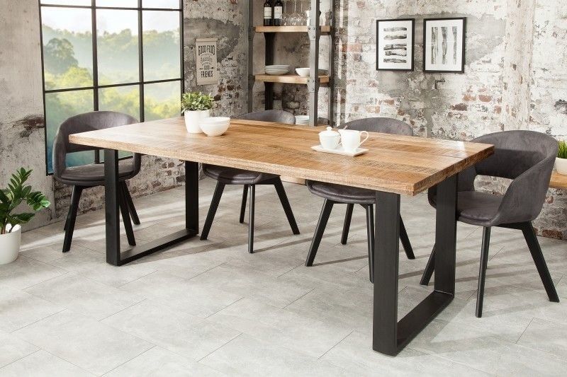 Massieve eettafel IRON CRAFT 160 cm – industrieel design van Invicta Interior