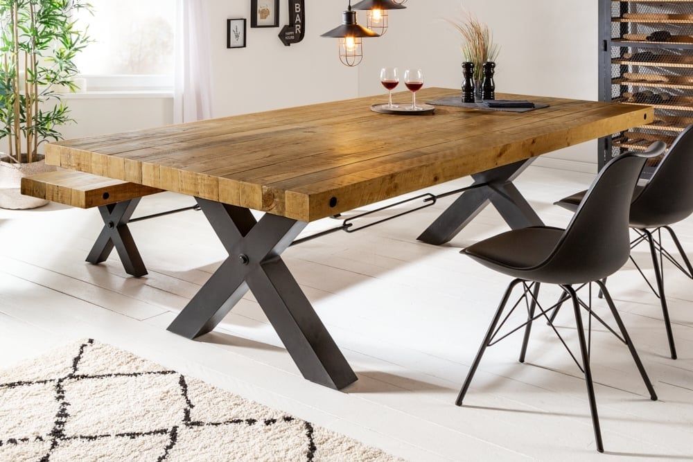 Massieve eettafel THOR – 240 cm vintage bruin uit gerecycled grenenhout – industrieel X‑frame design | Invicta Interior