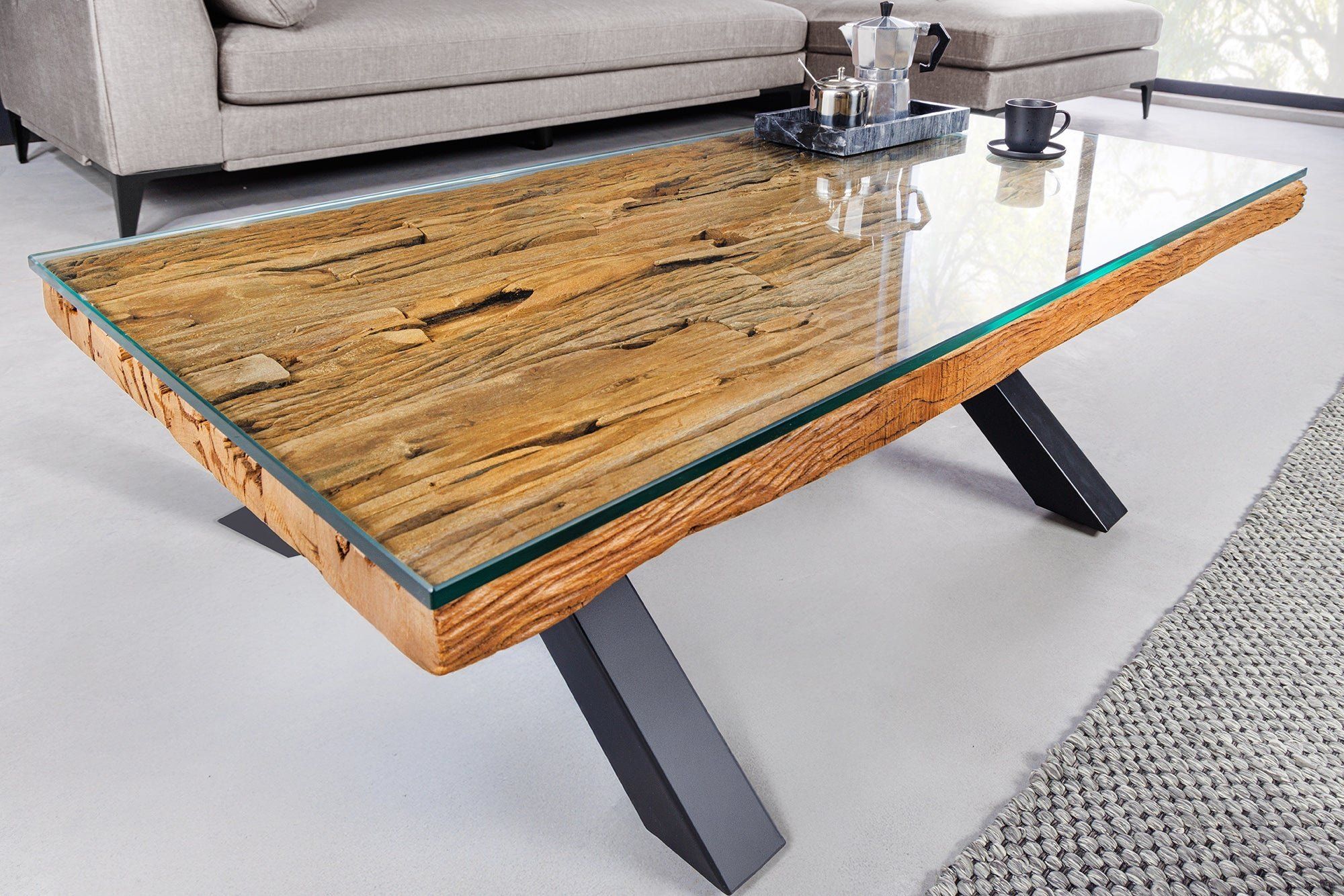 Massieve Salontafel BARRACUDA 110 cm – Antiek Naturel Teakhout met X‑Frame en Glazen Blad | Invicta Interior