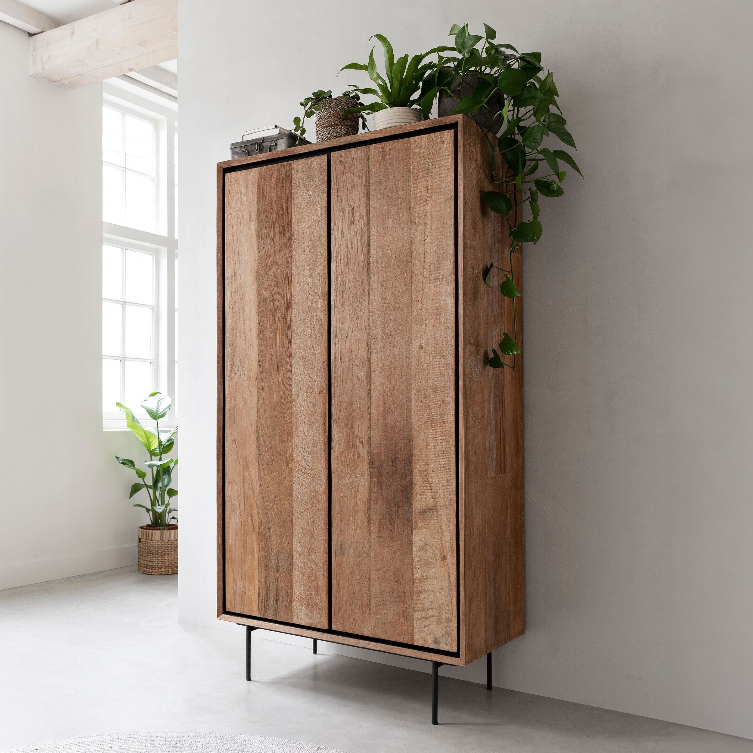 Metropole Opbergkast – Gerecycled Teakhout & Metalen Onderstel, 180 × 90 × 45 cm