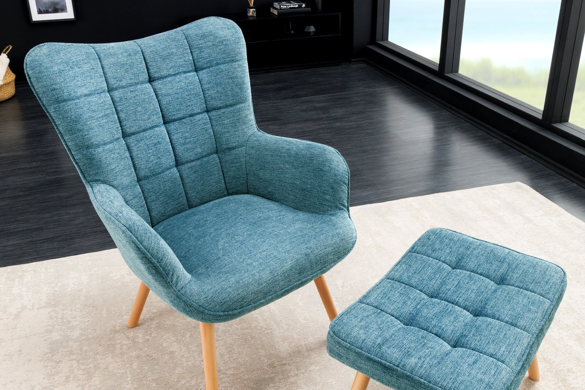 Moderne Scandinavische Fauteuil in Blauw – Stijlvol Design met Massief Houten Poten