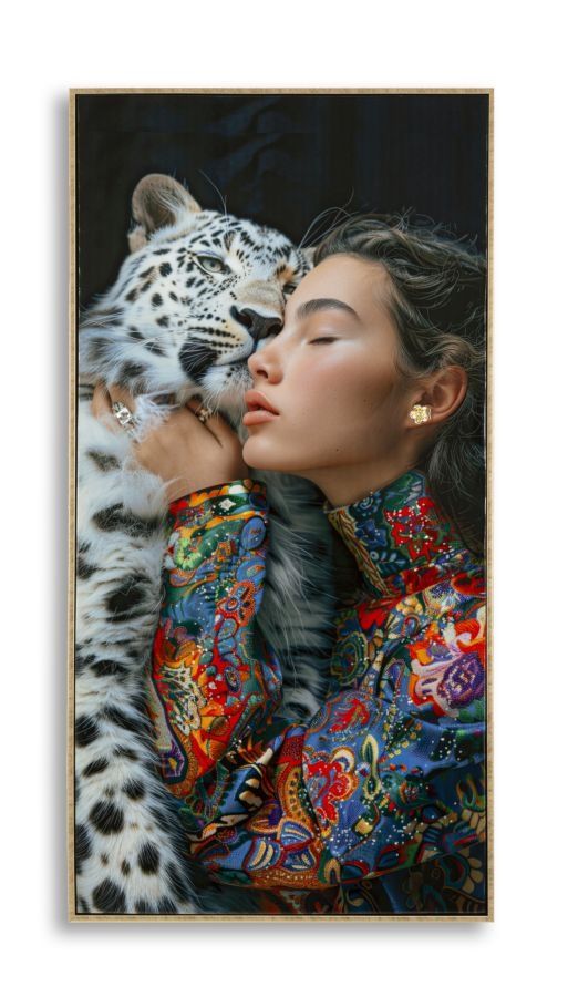 Moira Gelakt Canvas met Frame – Strak Wanddecor van Mauro Ferretti