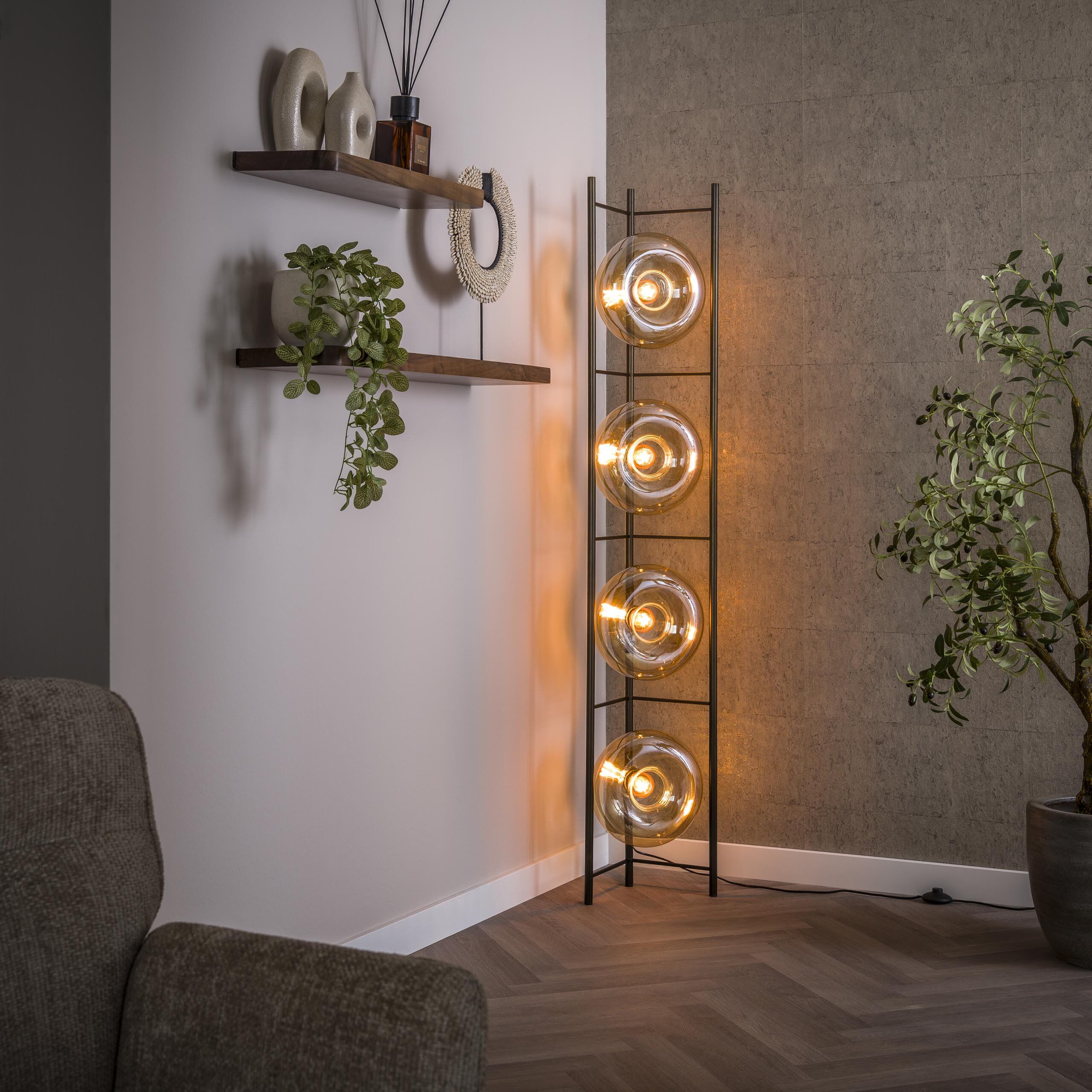 Montrell Vloerlamp met Amberglas – 4‑lampen, Bruin