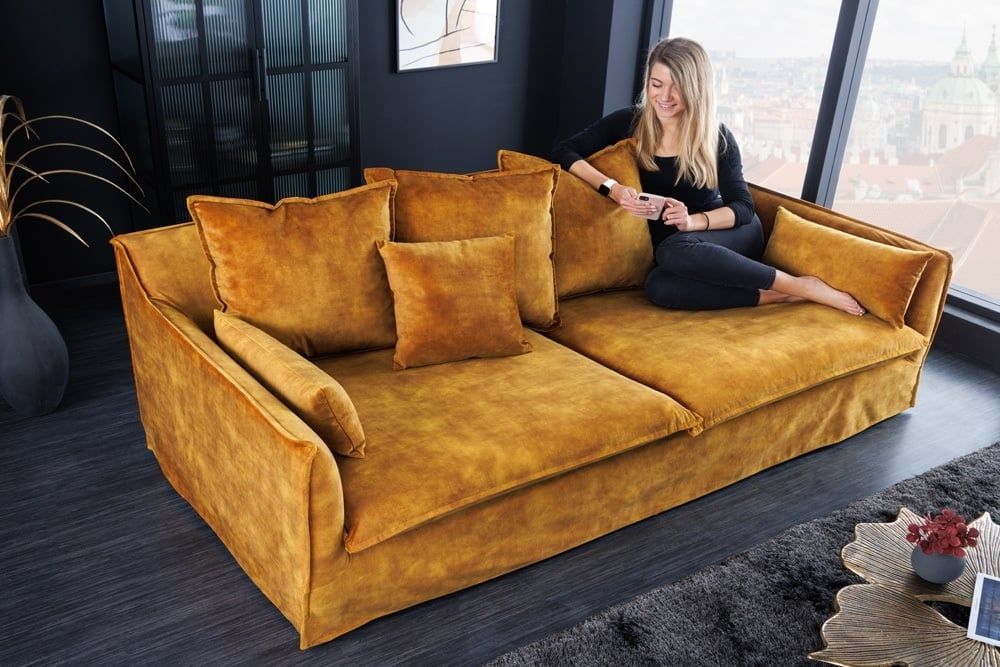 Mosterdgele Fluwelen 3‑zitsbank Heaven – Luxe Zitervaring van Invicta Interior