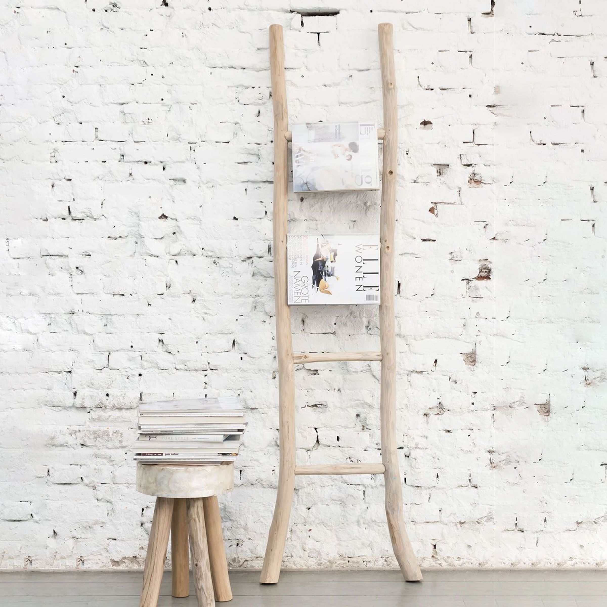 MUST Living Ladder Wandrek van Teakhout – 182 cm Natuurlijke Opbergladder