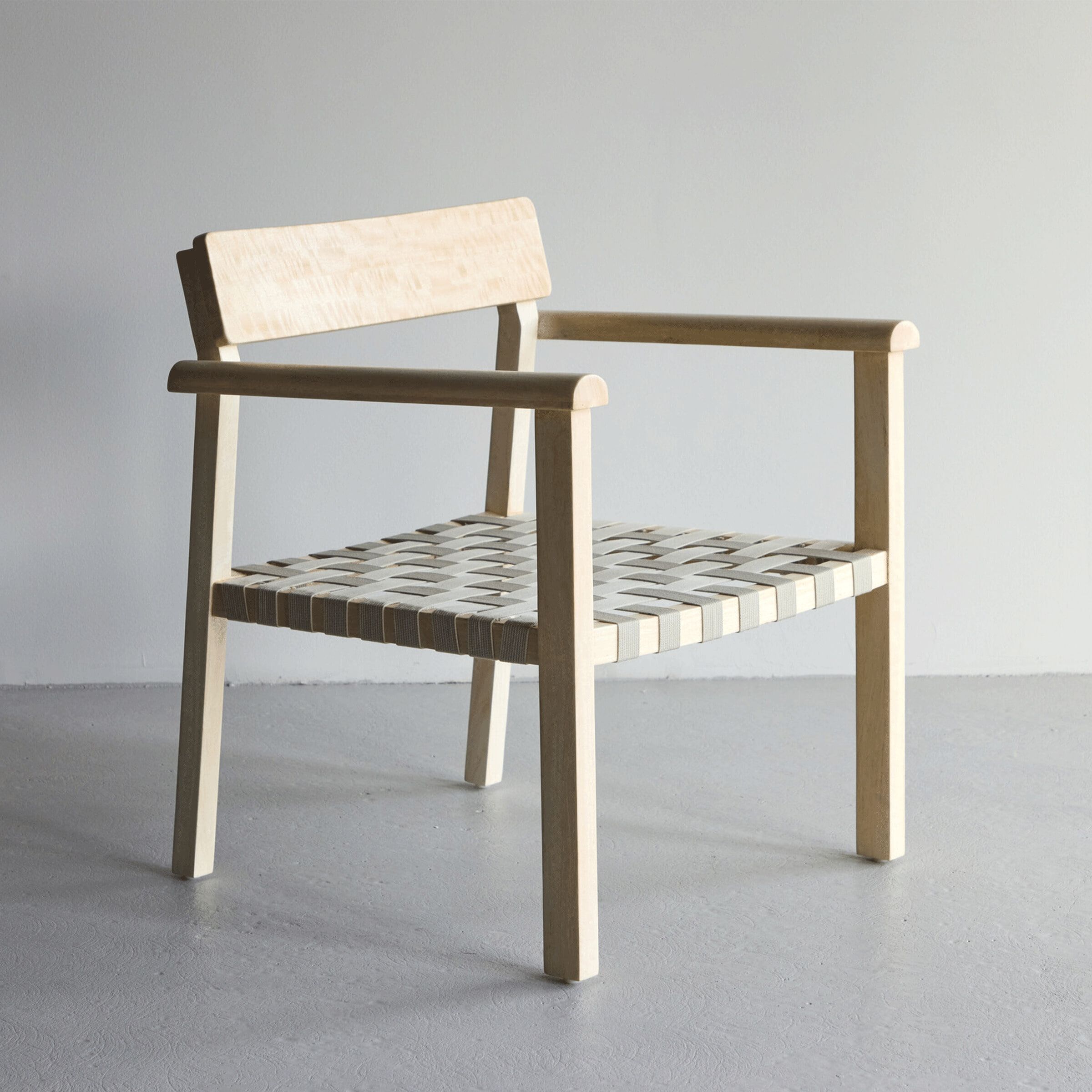 Nohr Arlicia Fauteuil – Natuurlijke Elegantie in Mangohout & Grijs