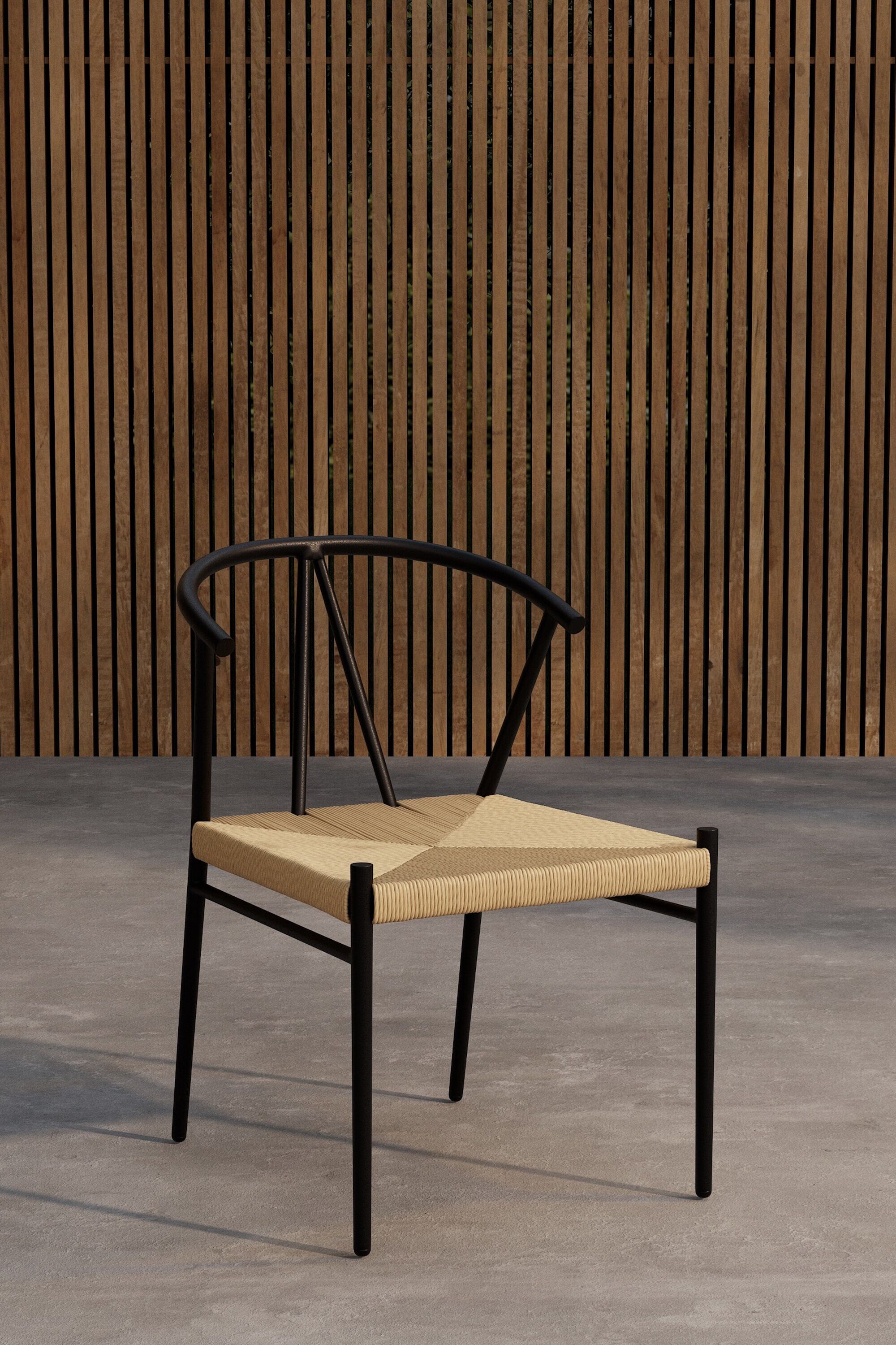 Nohr Atalie Eetkamerstoel – Strakke rattan met zwart frame