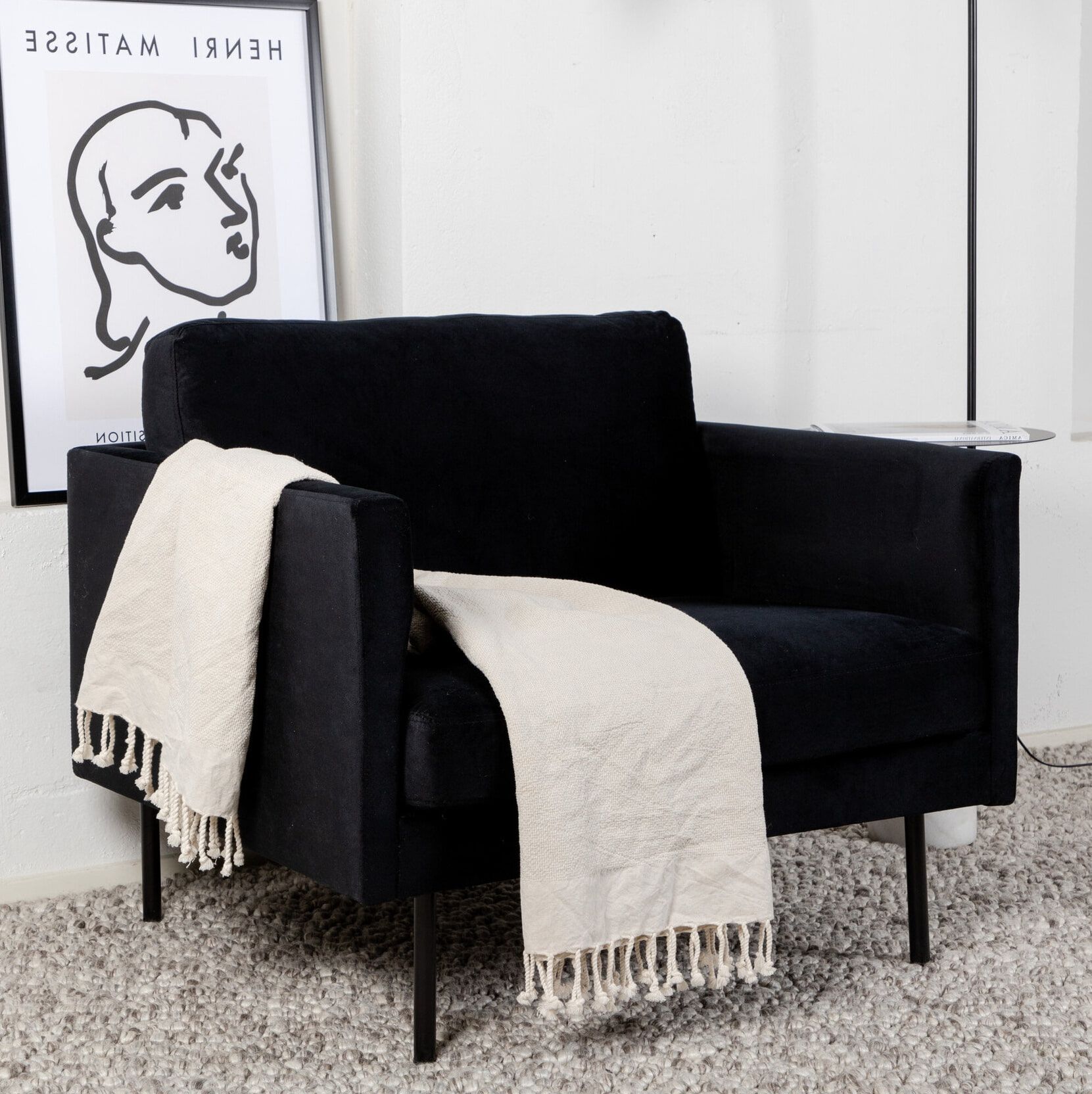 Nohr Bladimir Velvet – Luxe Zwarte Fauteuil voor een Moderne Woonkamer