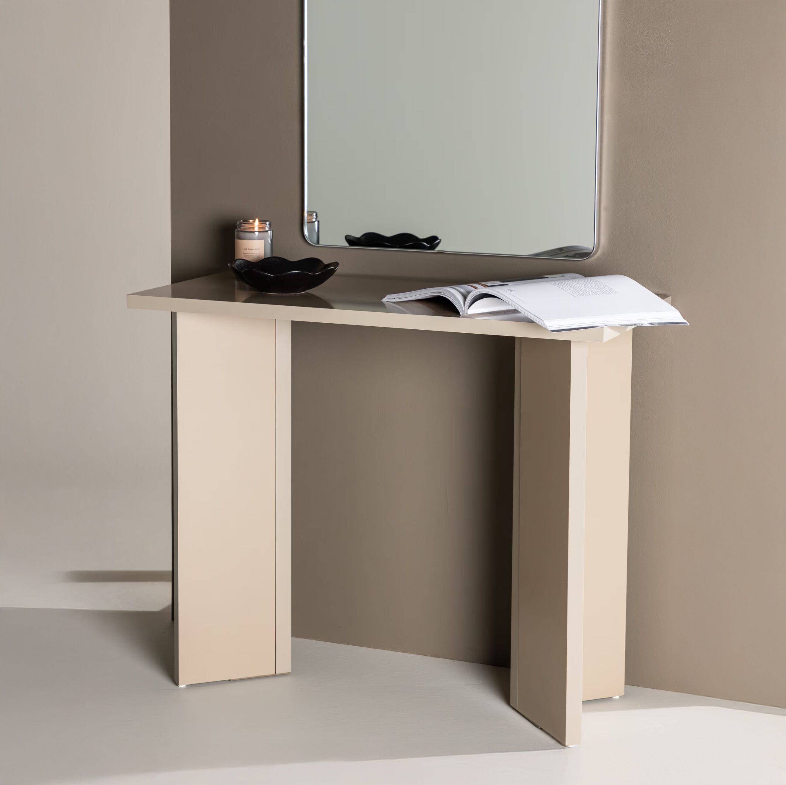 Nohr Brand Sidetable 90 cm – Zachte Beige Elegantiekader voor elk Interieur